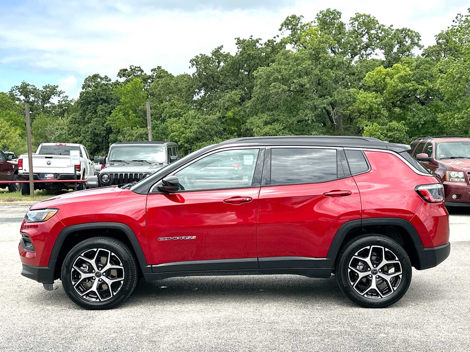 Thumbnail: 2025 Jeep Compass - 12