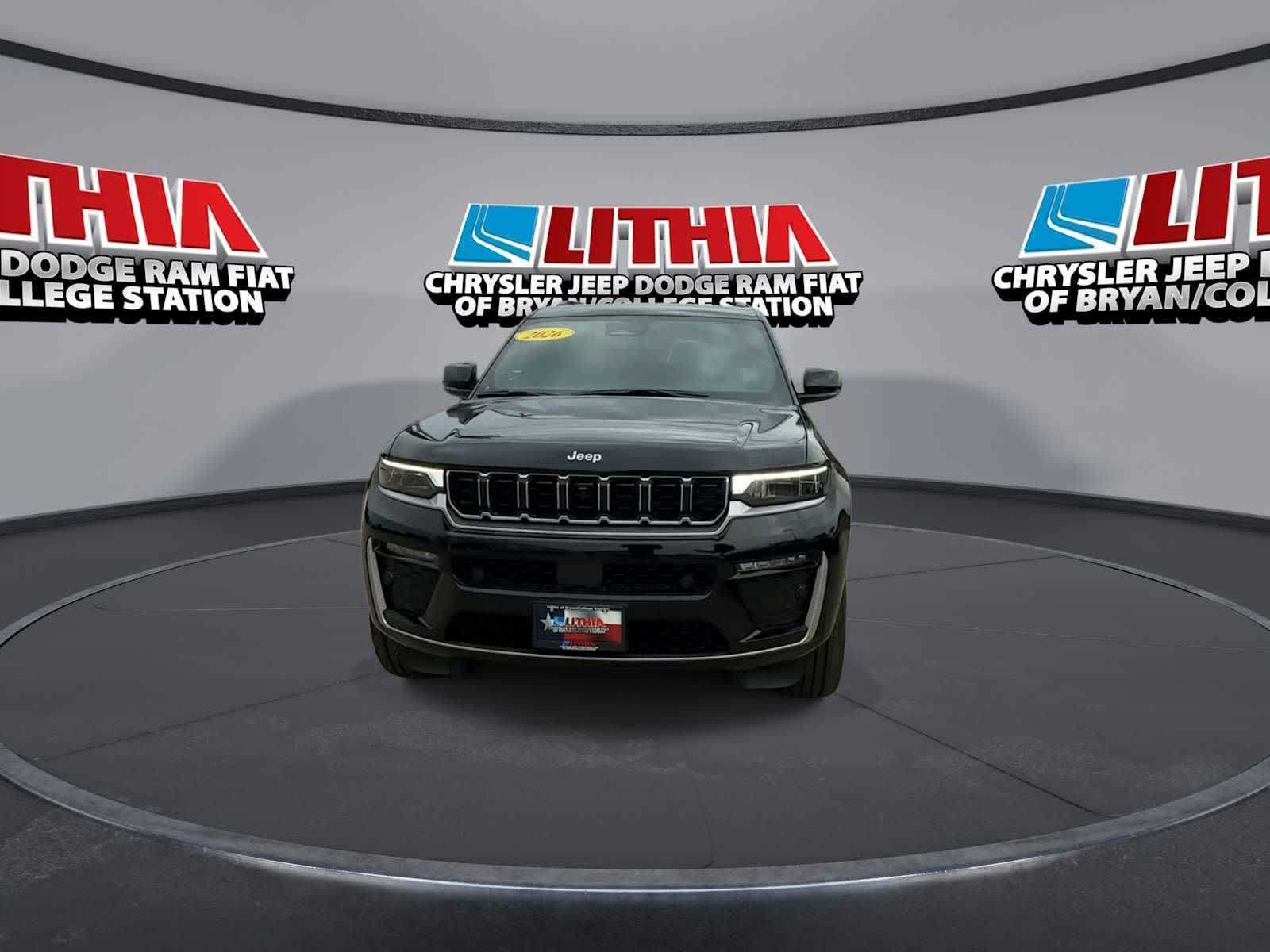 Thumbnail: 2026 Jeep Grand Cherokee - 3