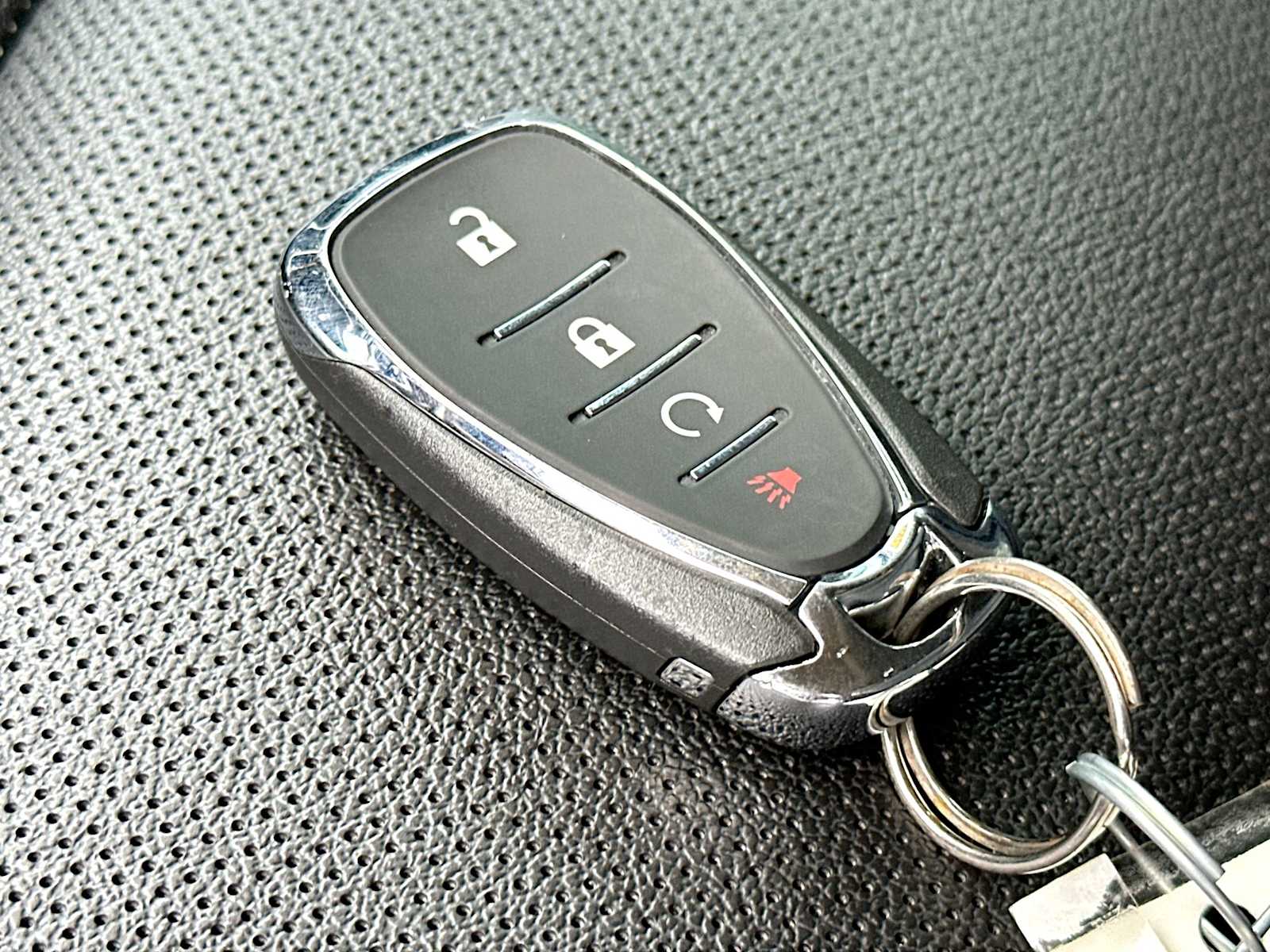 Thumbnail: 2025 Chevrolet Trax - 29