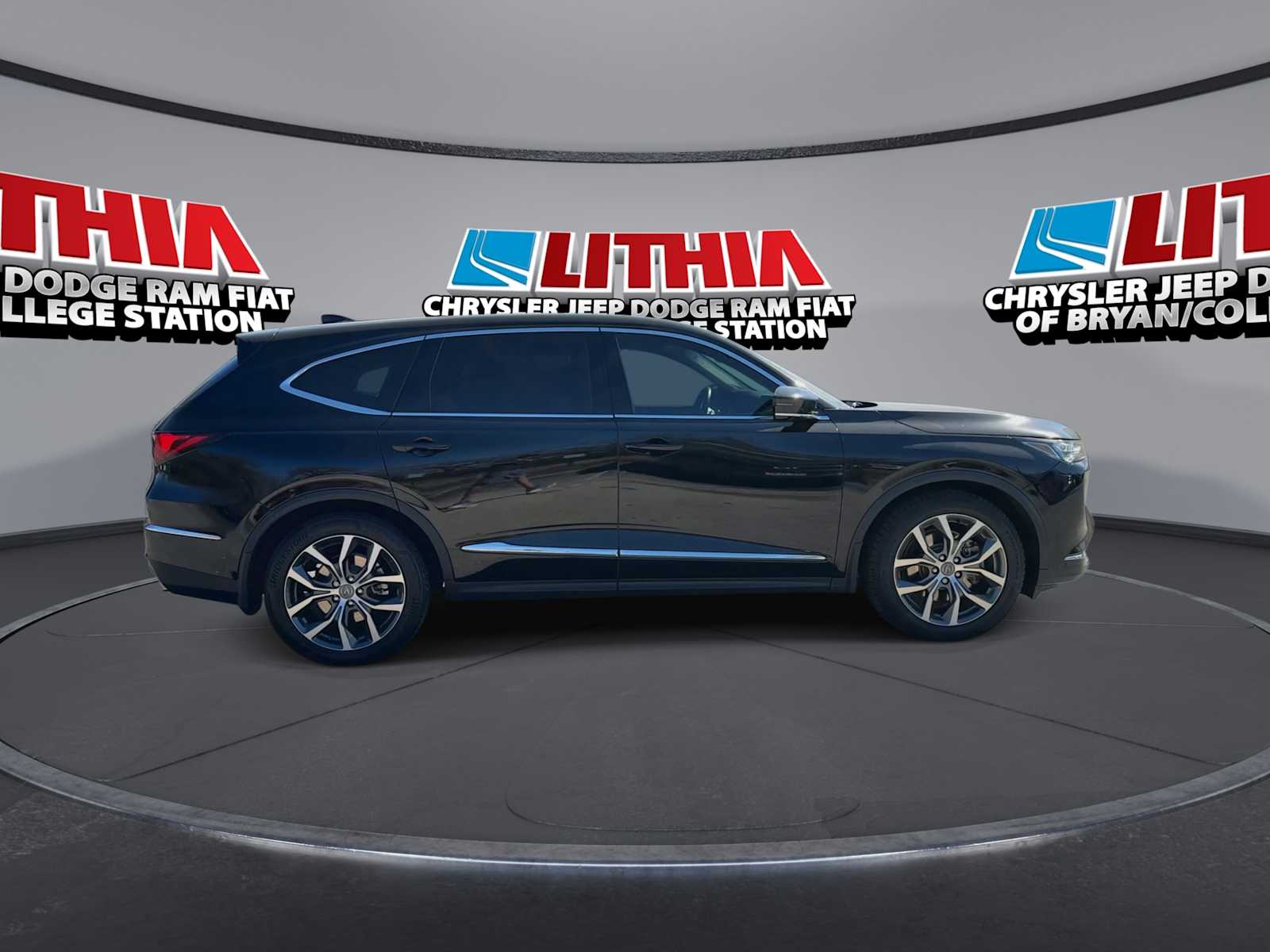 Thumbnail: 2023 Acura MDX - 9