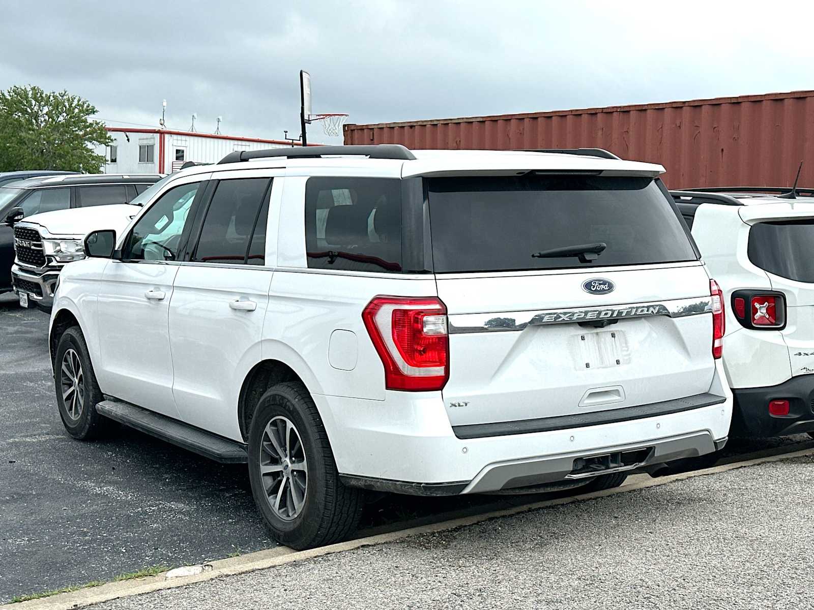 Thumbnail: 2019 Ford Expedition - 3