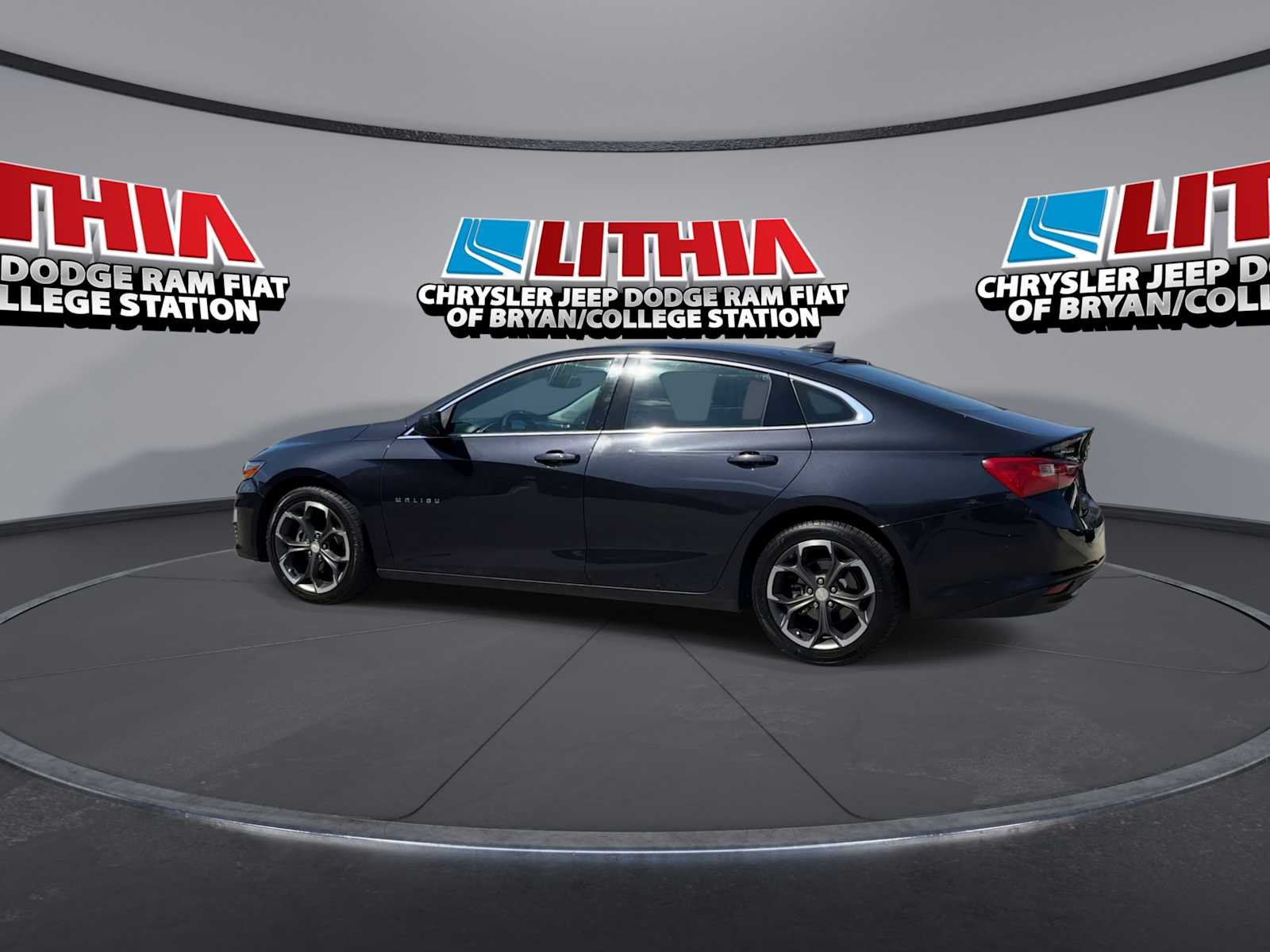 Thumbnail: 2023 Chevrolet Malibu - 5