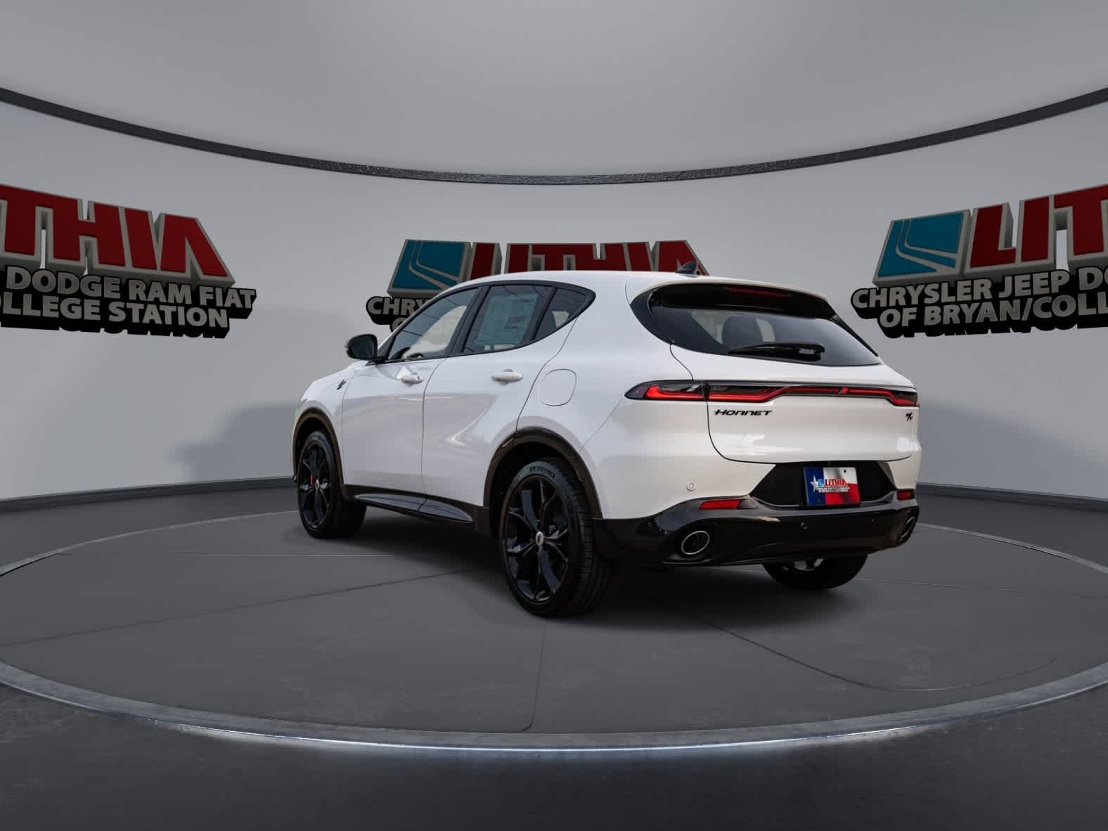 Thumbnail: 2024 Dodge Hornet - 7