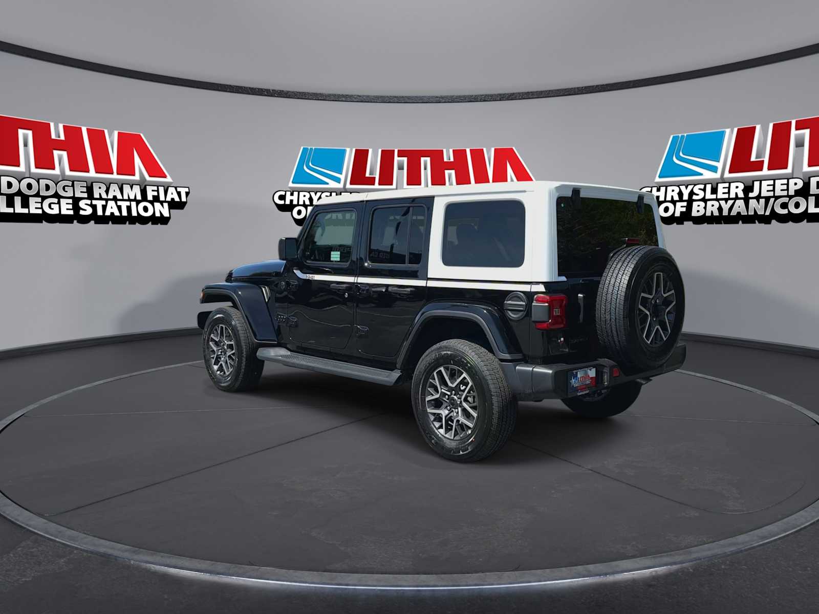 Thumbnail: 2026 Jeep Wrangler - 2