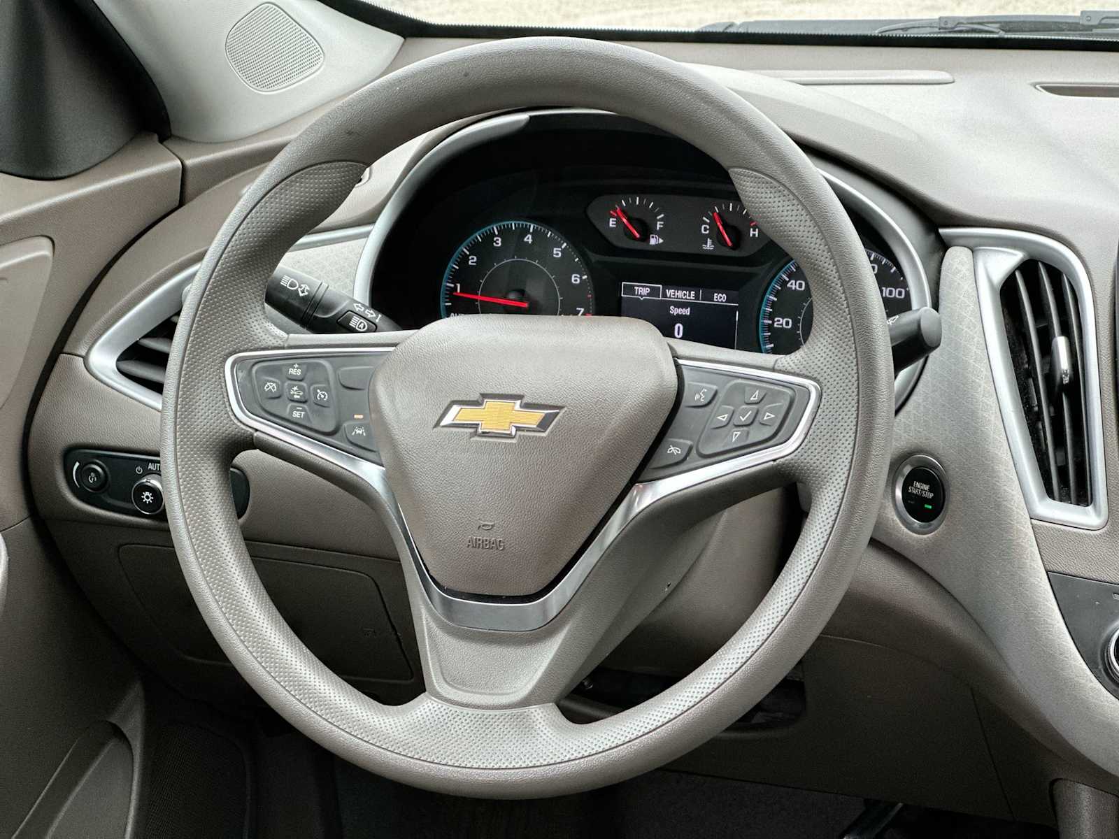 Thumbnail: 2024 Chevrolet Malibu - 27