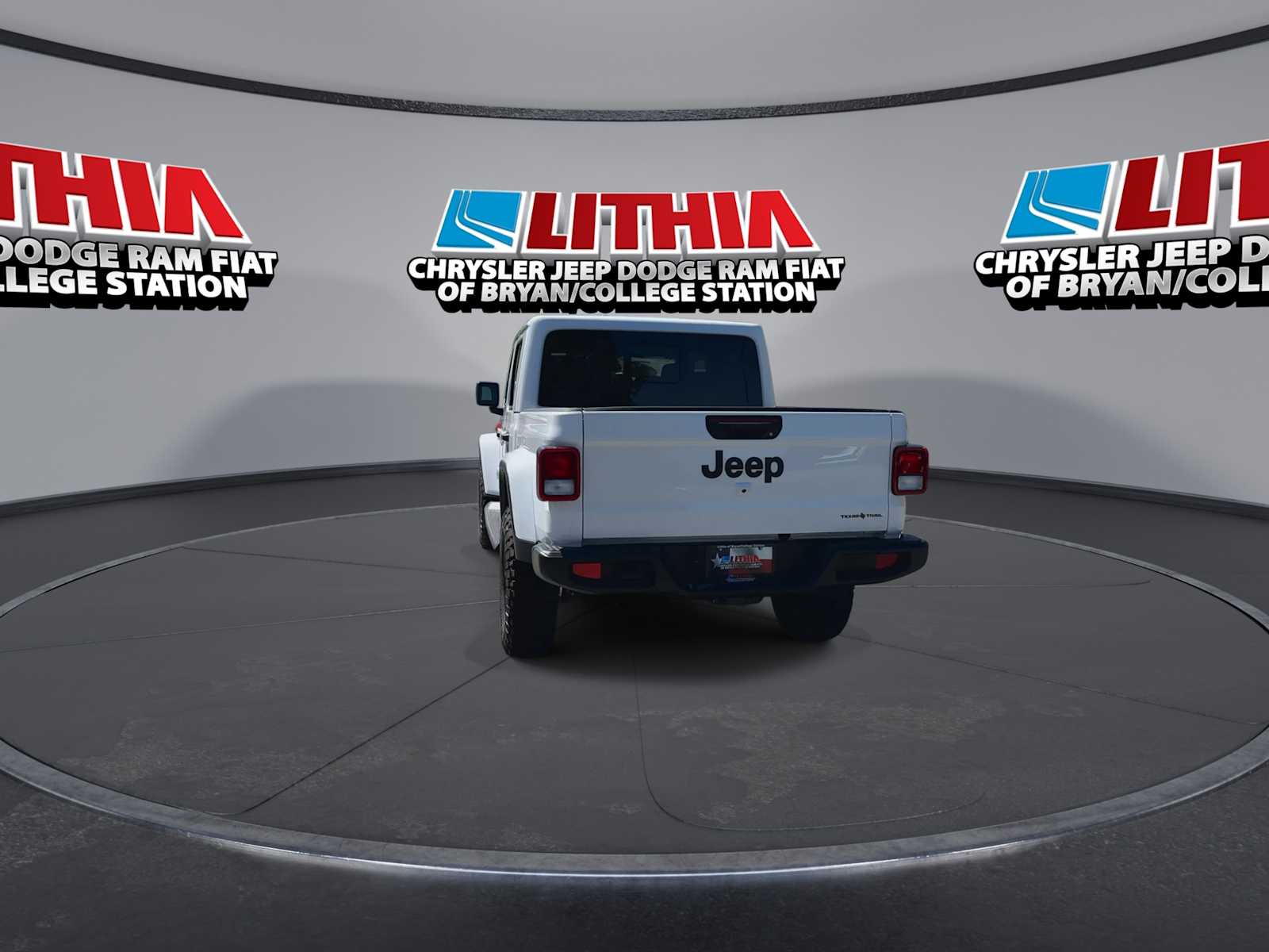 Thumbnail: 2026 Jeep Gladiator - 7
