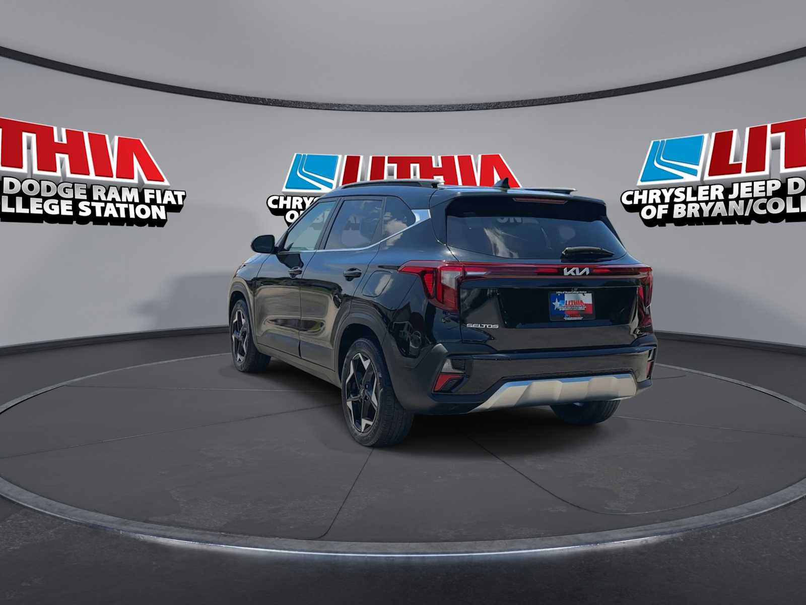 Thumbnail: 2024 Kia Seltos - 6
