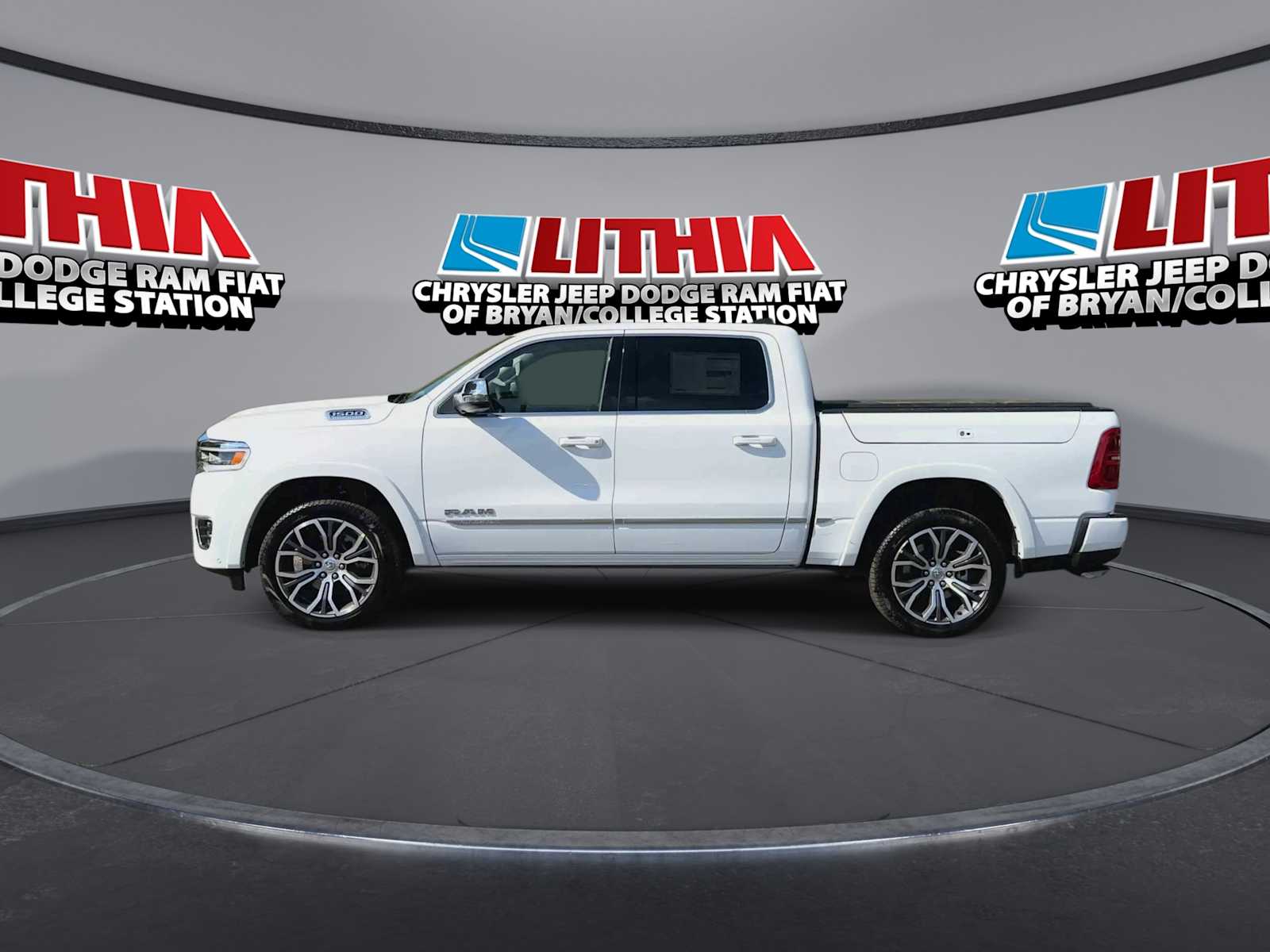 Thumbnail: 2026 RAM 1500 - 5