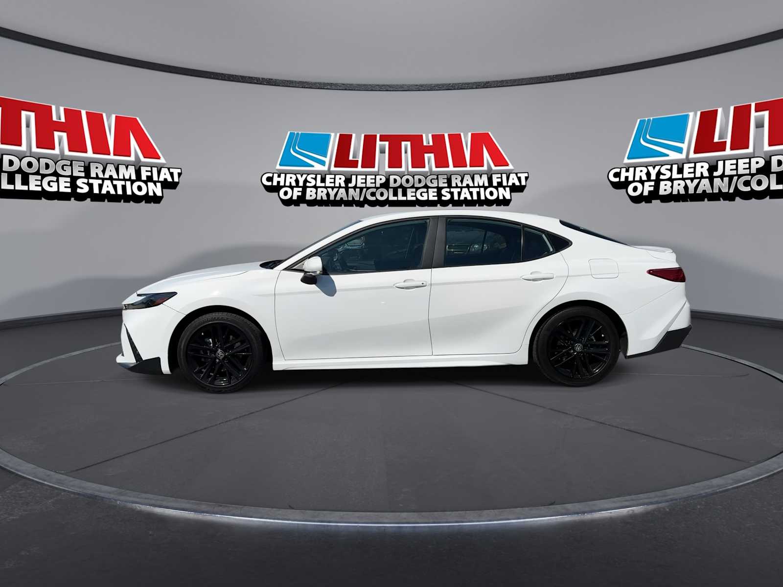 Thumbnail: 2025 Toyota Camry - 5