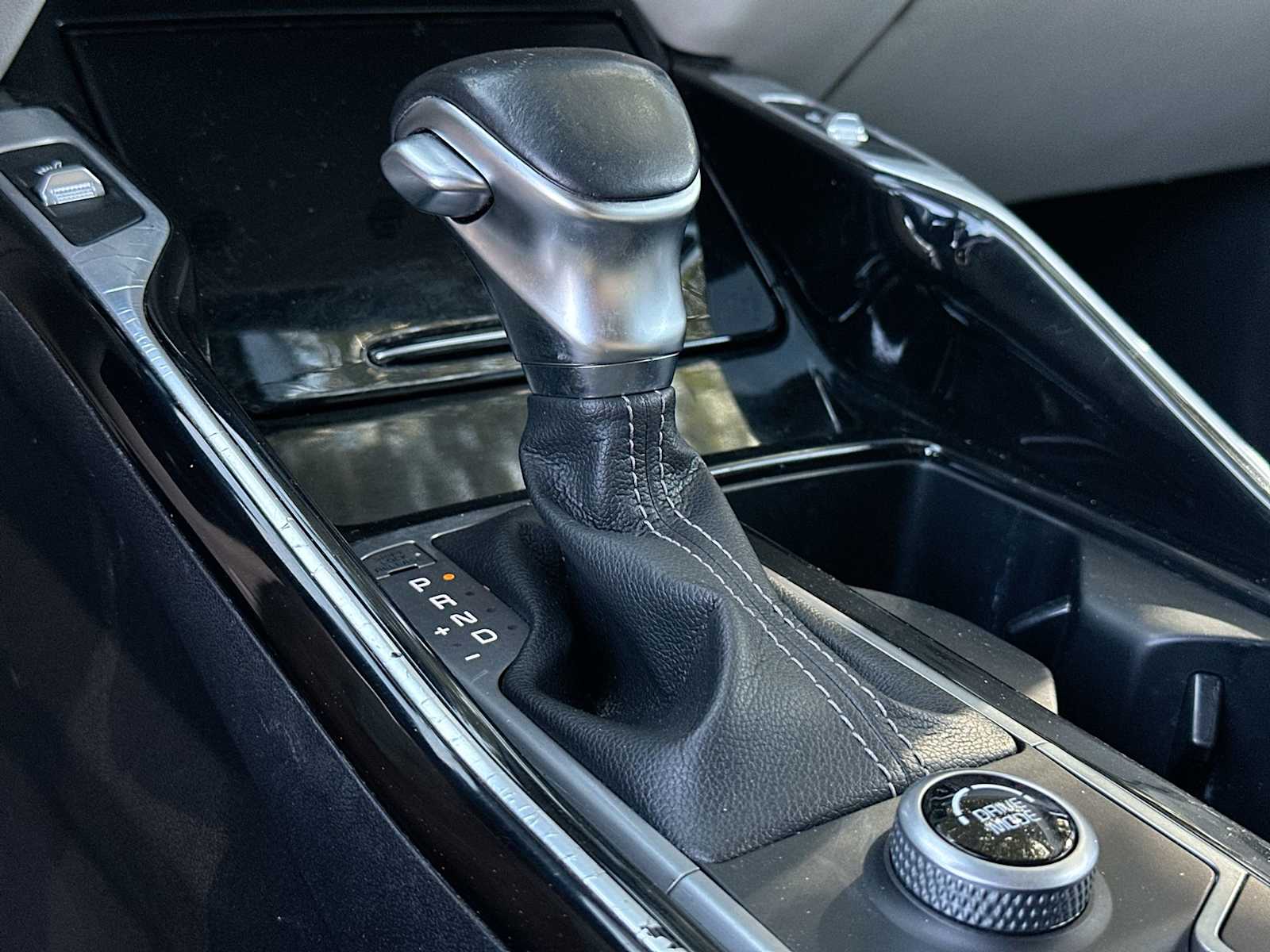 Thumbnail: 2022 Kia Sorento - 21