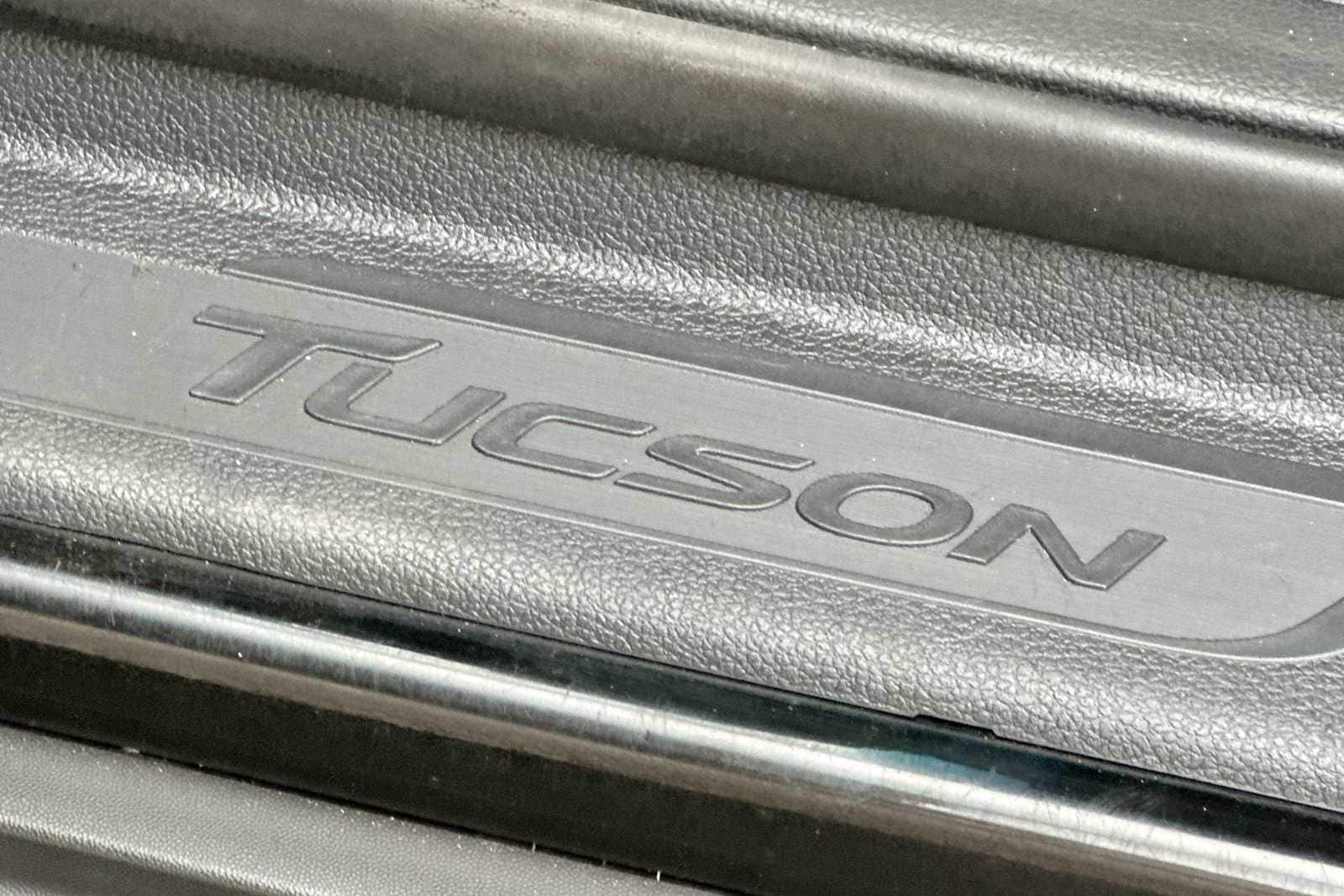 Thumbnail: 2018 Hyundai Tucson - 15
