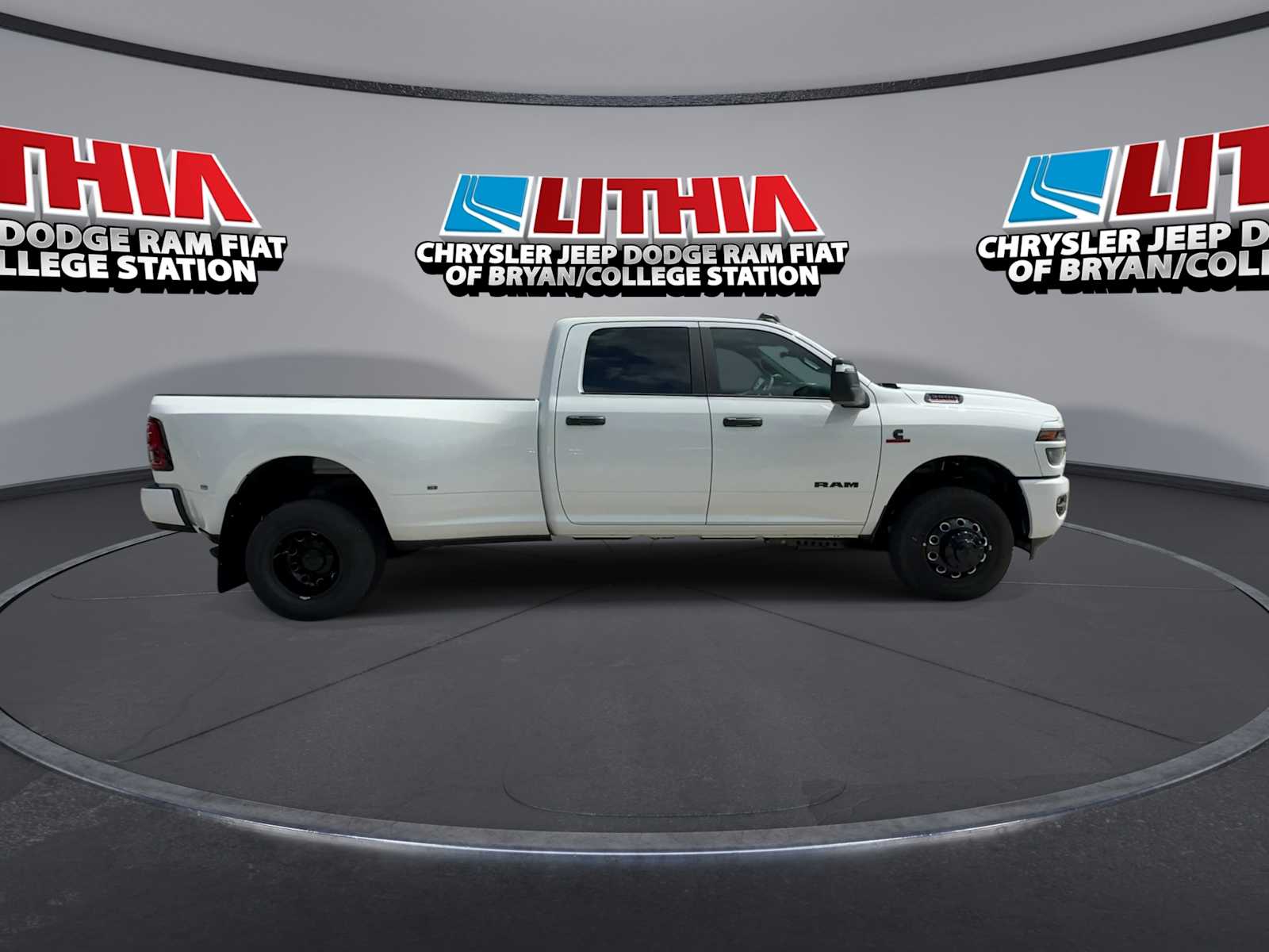Thumbnail: 2026 RAM 3500 - 9