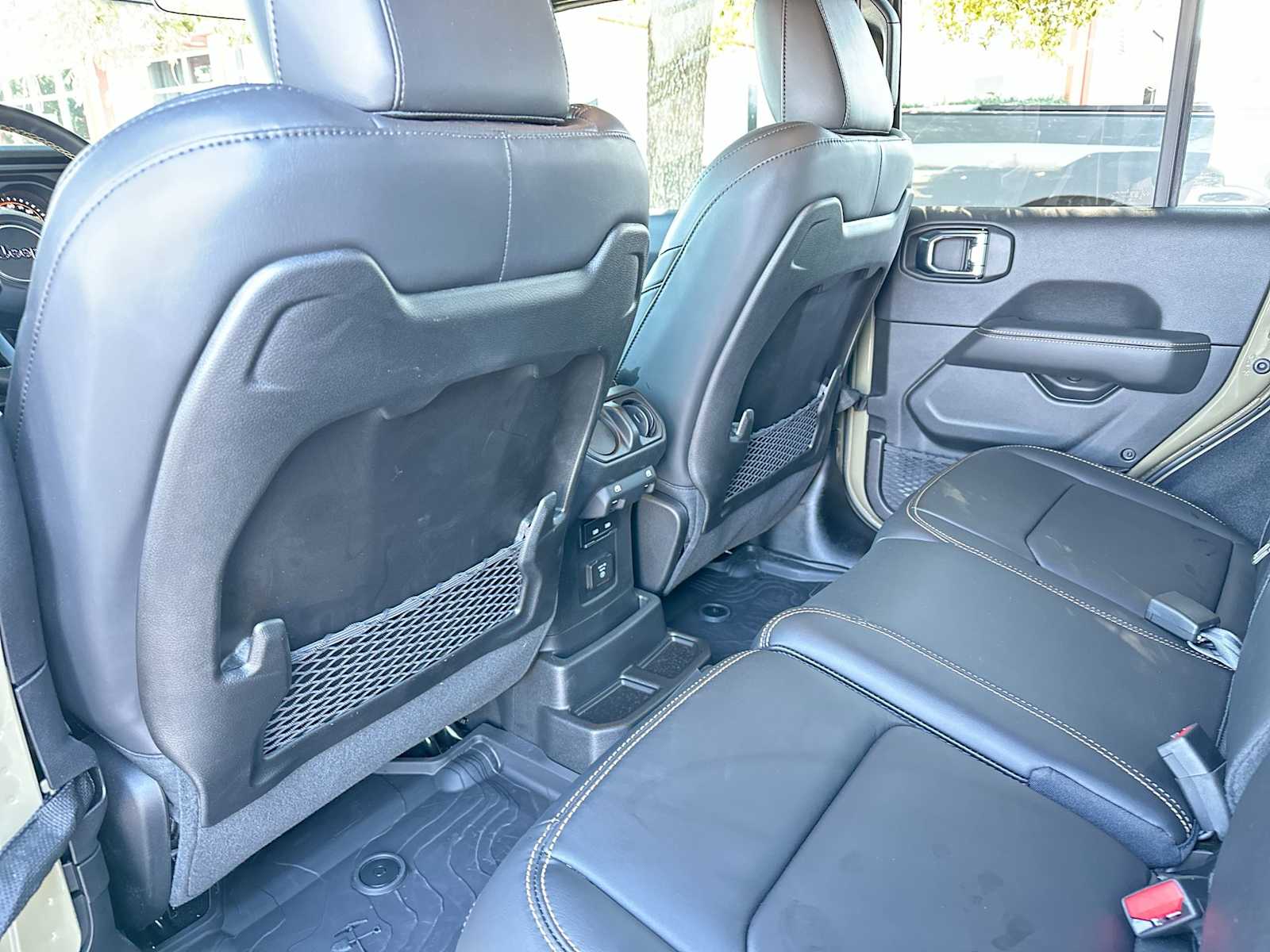 Thumbnail: 2025 Jeep Wrangler - 24