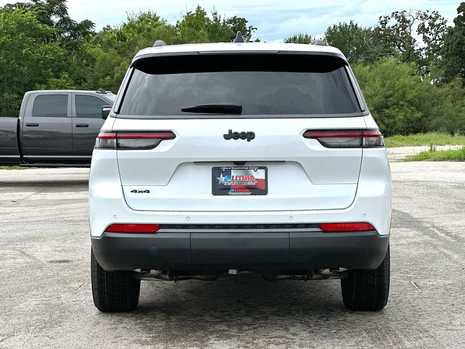 Thumbnail: 2026 Jeep Grand Cherokee - 14