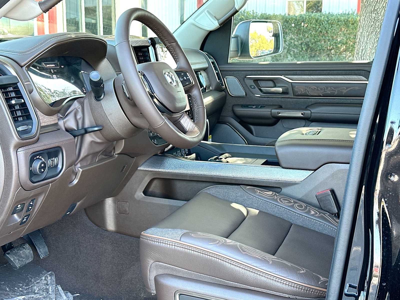 Thumbnail: 2026 RAM 1500 - 18