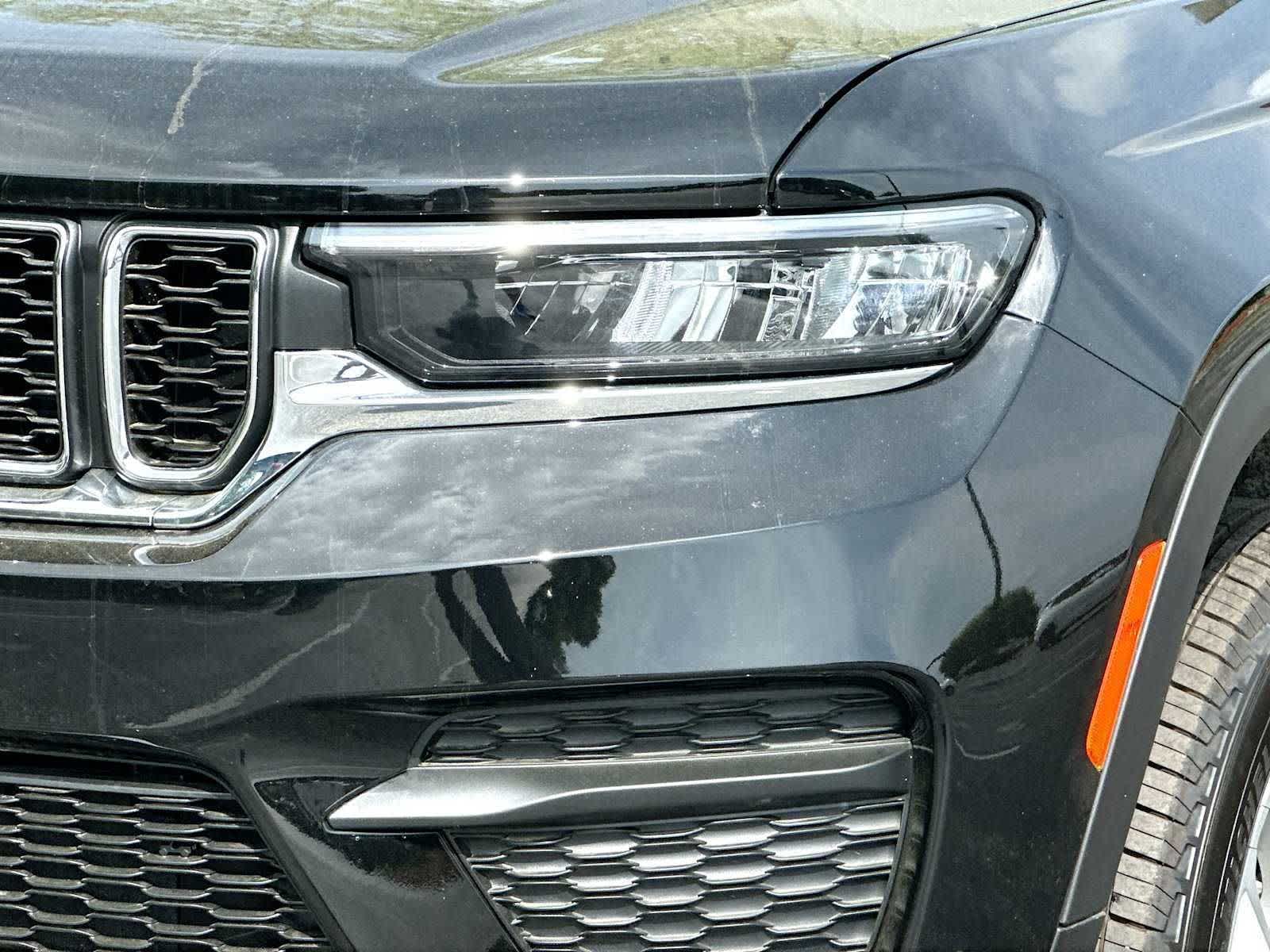 Thumbnail: 2026 Jeep Grand Cherokee - 16