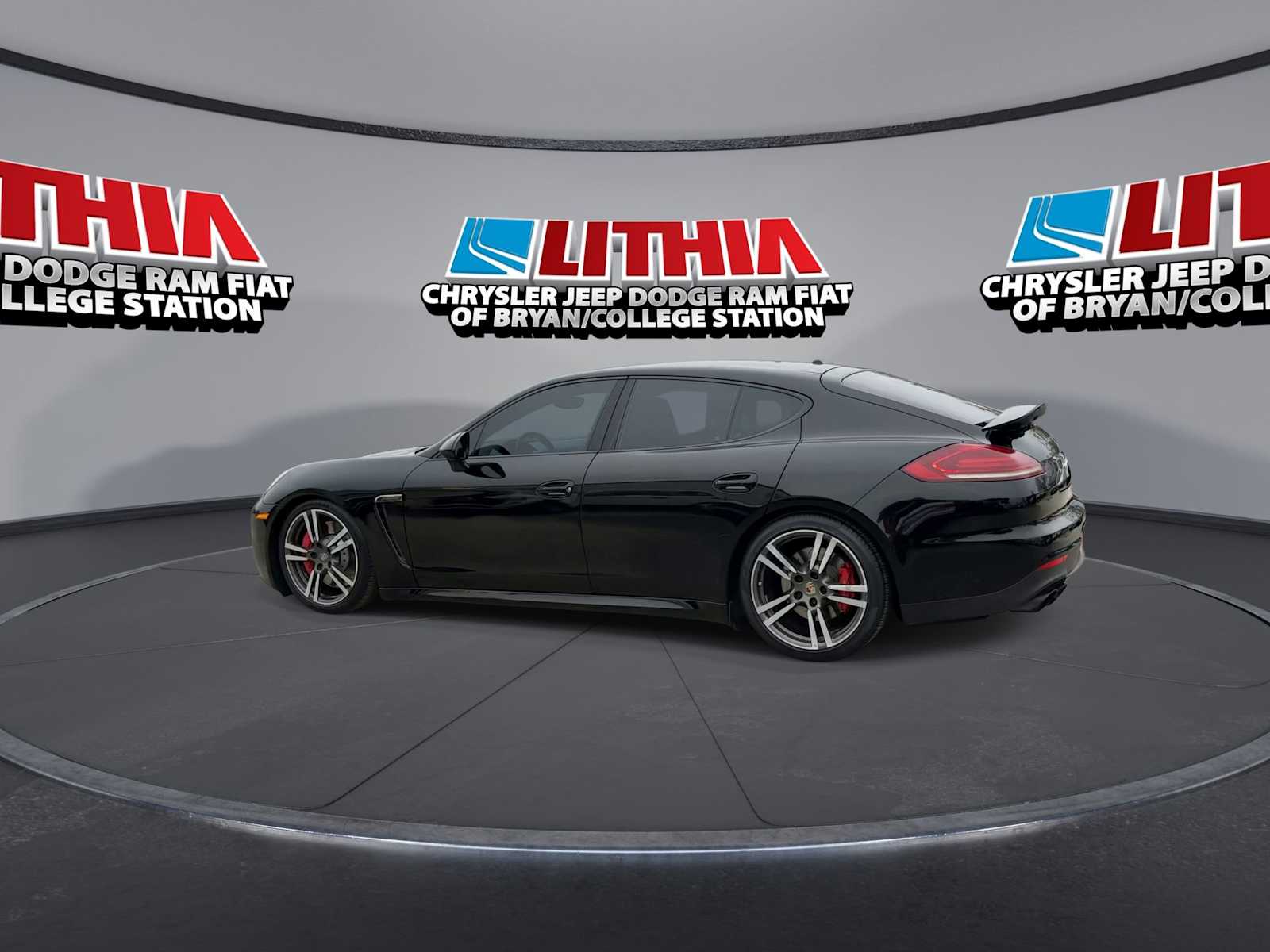 Thumbnail: 2015 Porsche Panamera - 5