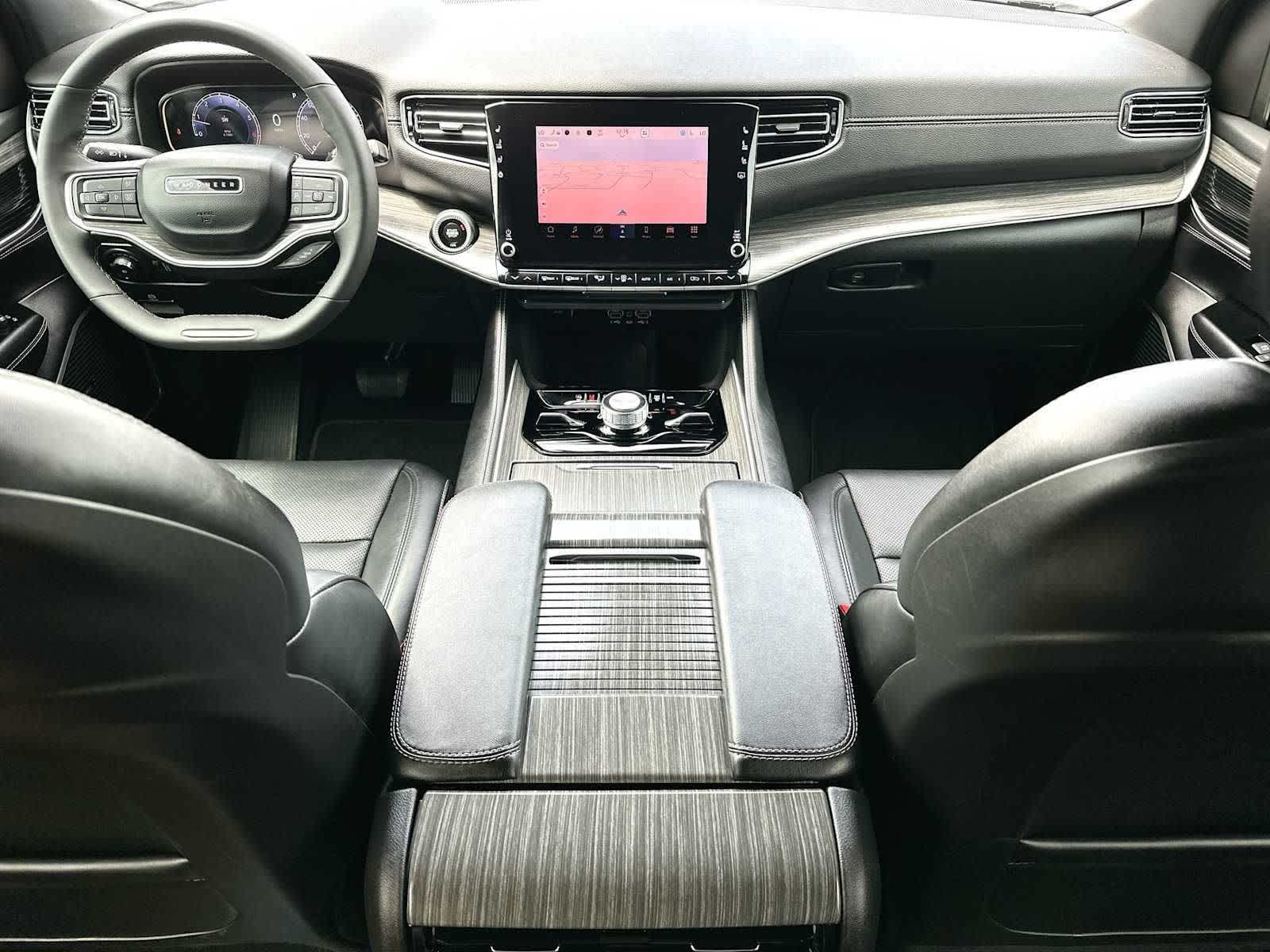 Thumbnail: 2024 Jeep Wagoneer - 25