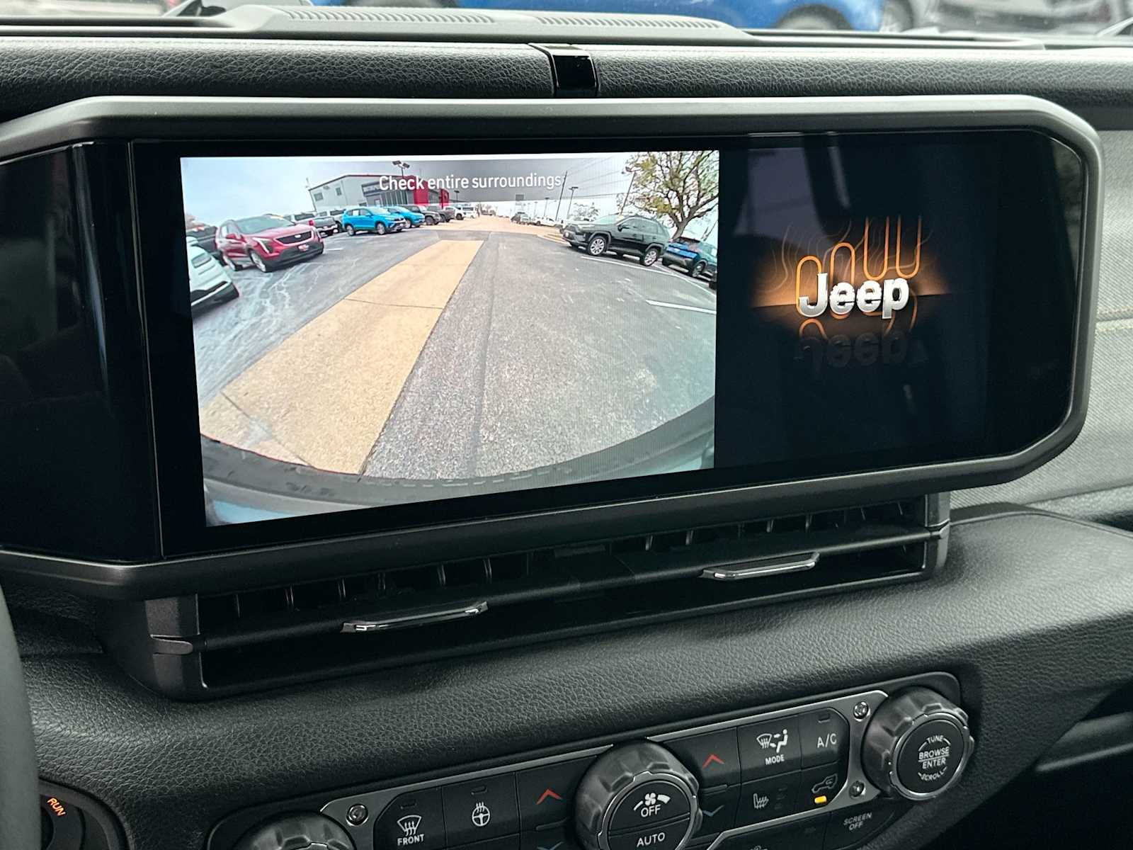 Thumbnail: 2026 Jeep Wrangler - 20