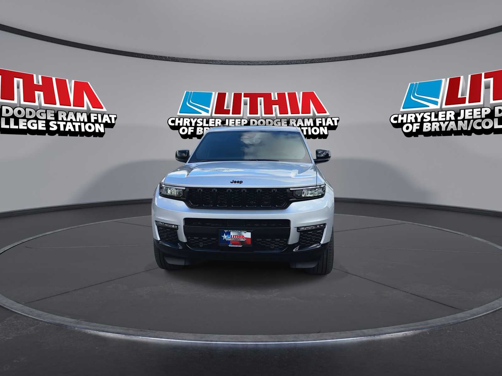 Thumbnail: 2025 Jeep Grand Cherokee - 3