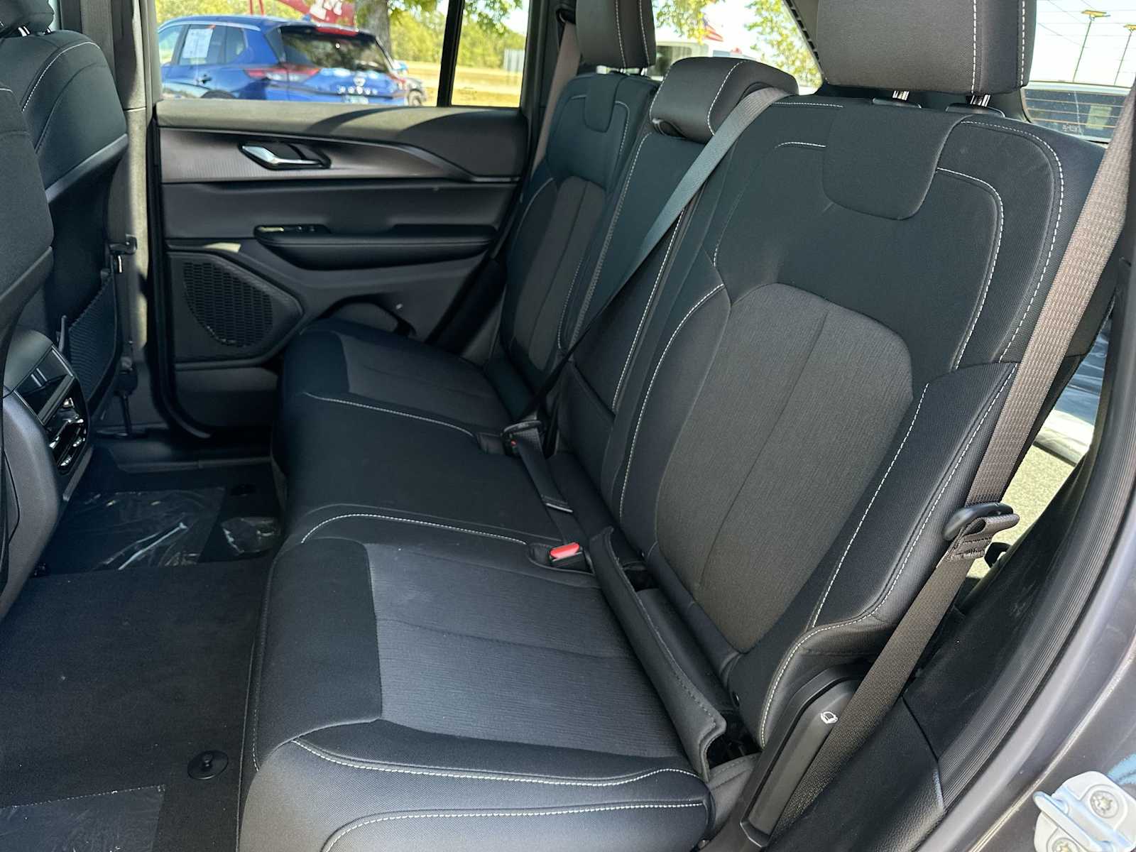 Thumbnail: 2025 Jeep Grand Cherokee - 23