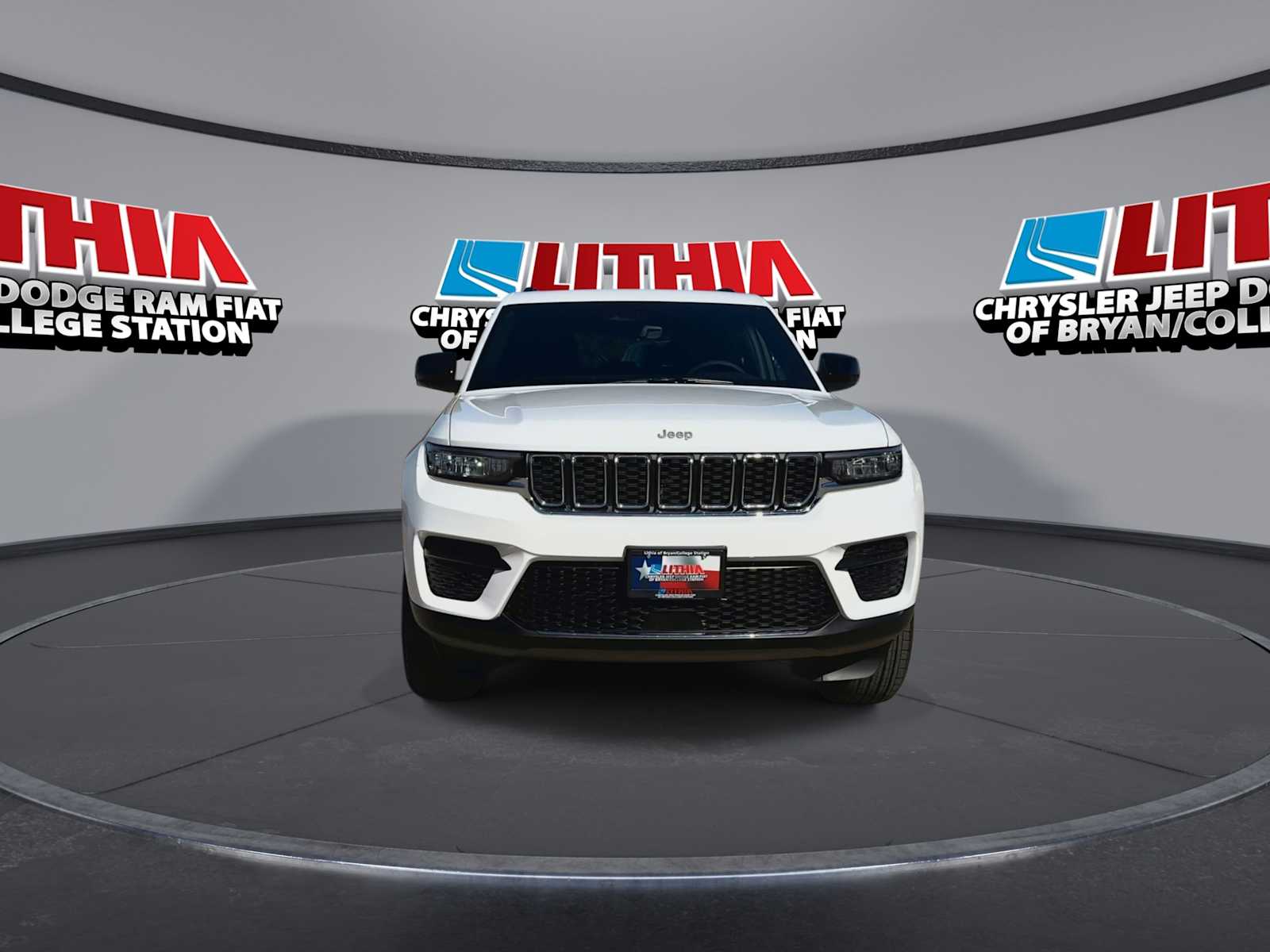 Thumbnail: 2025 Jeep Grand Cherokee - 3