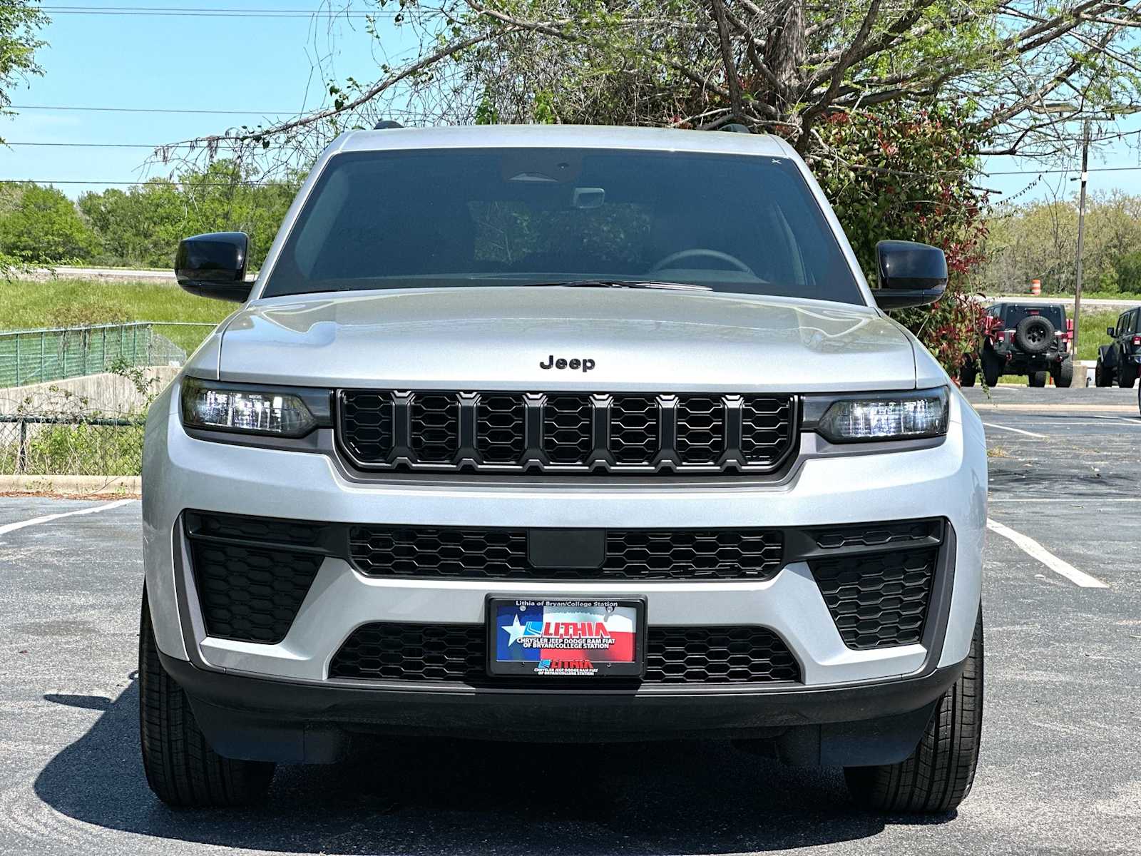 Thumbnail: 2026 Jeep Grand Cherokee - 10