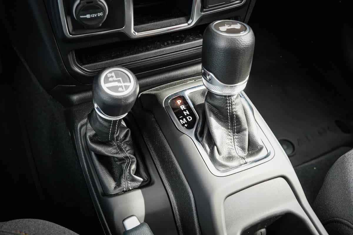 Thumbnail: 2024 Jeep Wrangler - 17