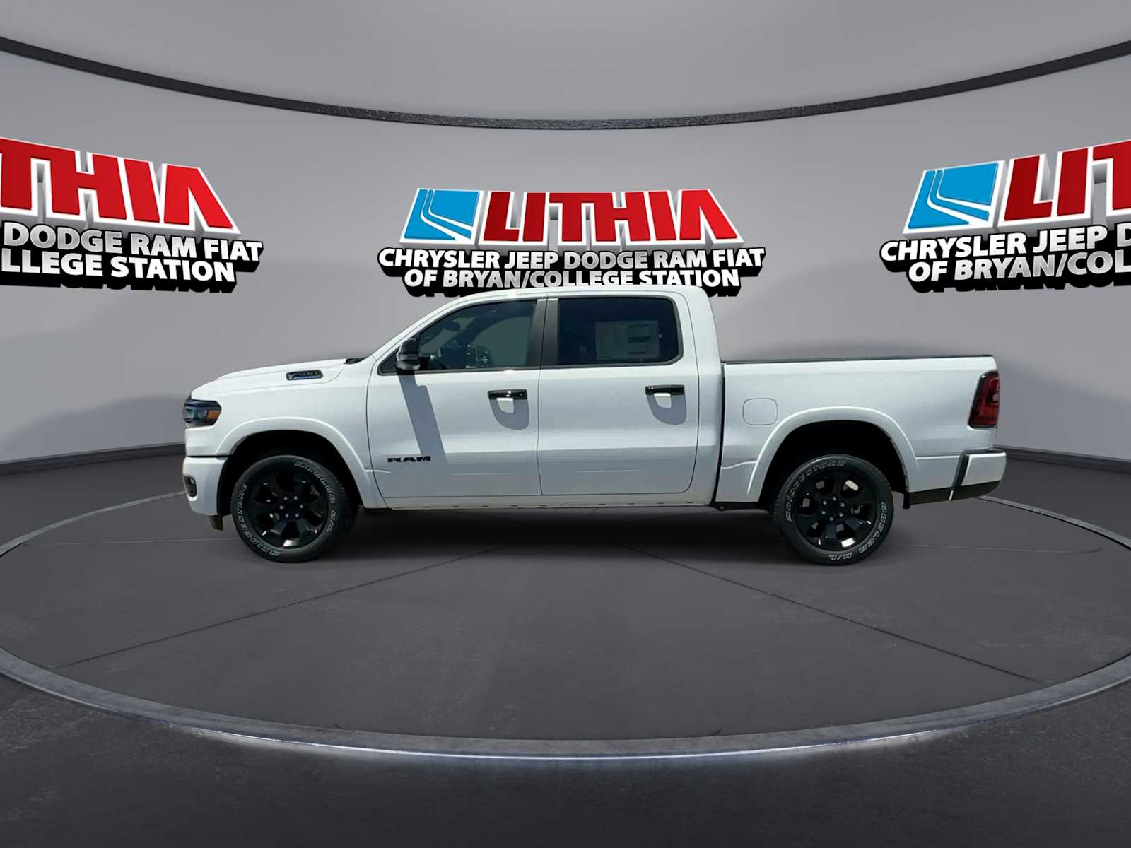 Thumbnail: 2026 RAM 1500 - 5