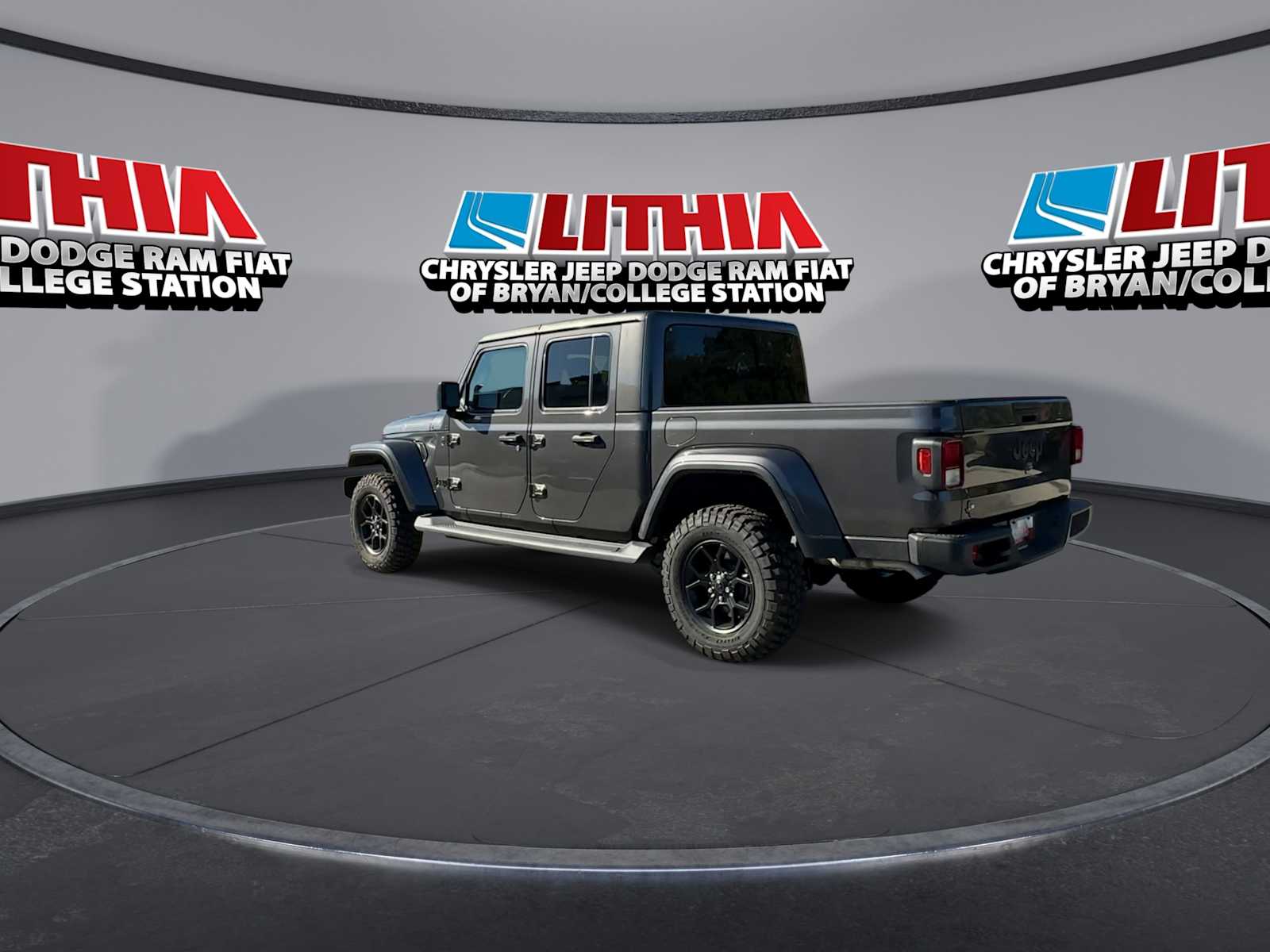 Thumbnail: 2026 Jeep Gladiator - 6