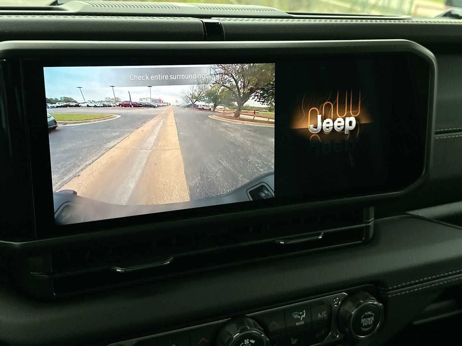 Thumbnail: 2026 Jeep Gladiator - 20