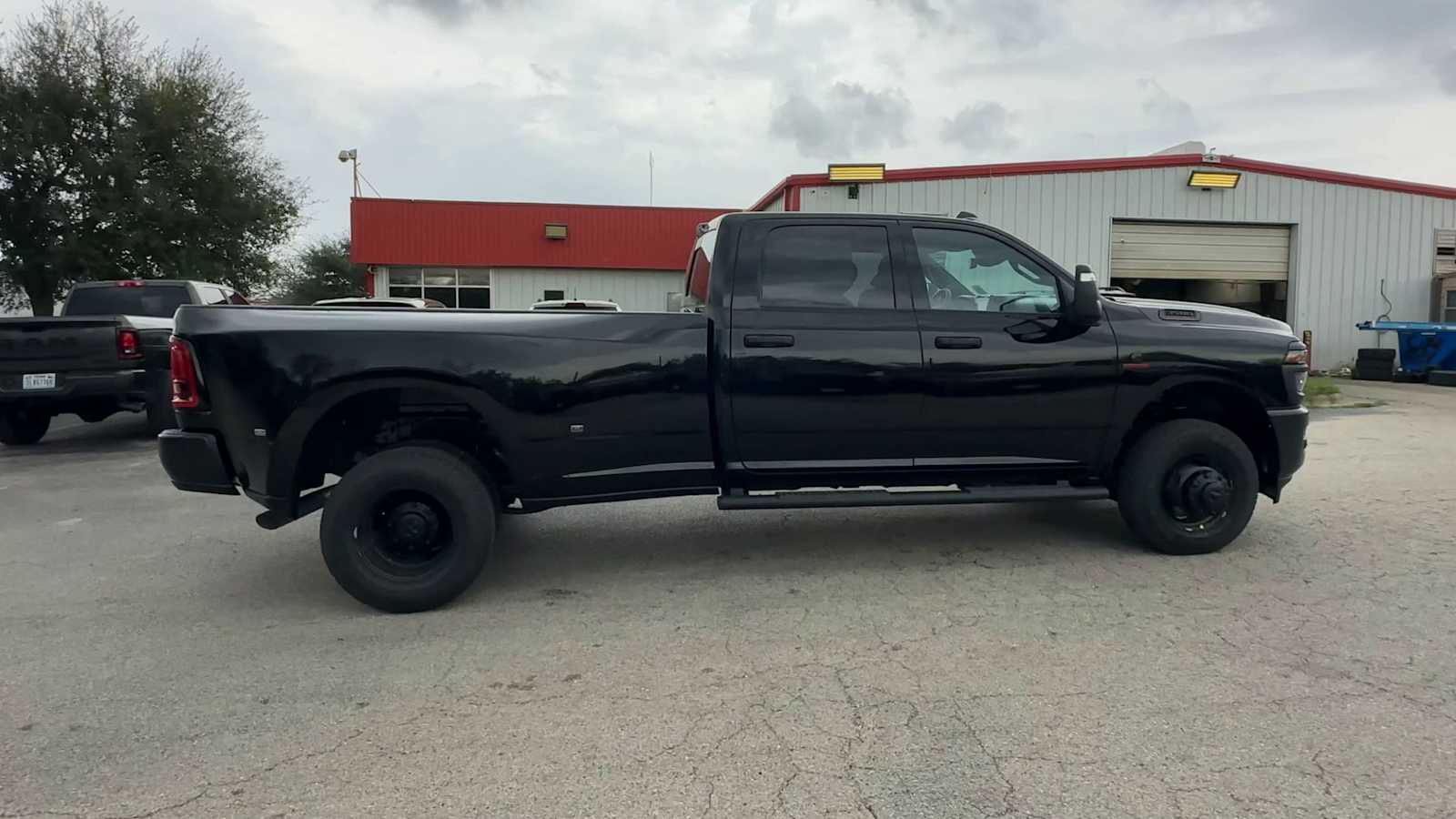 Thumbnail: 2026 RAM 3500 - 2