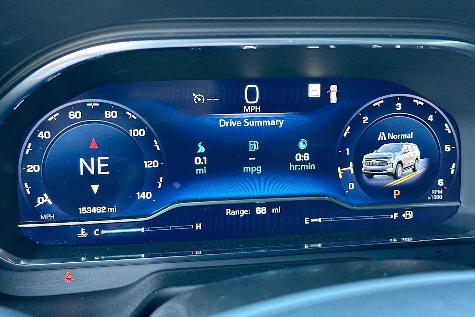 2022 Chevrolet Suburban LT 19