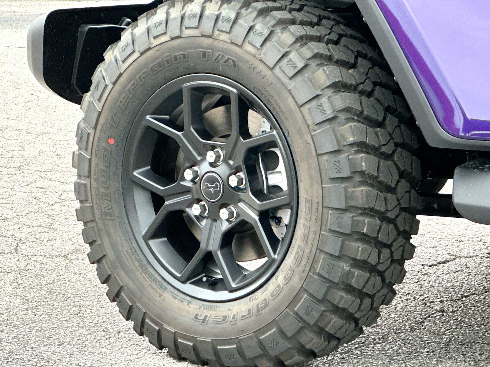 Thumbnail: 2026 Jeep Gladiator - 11
