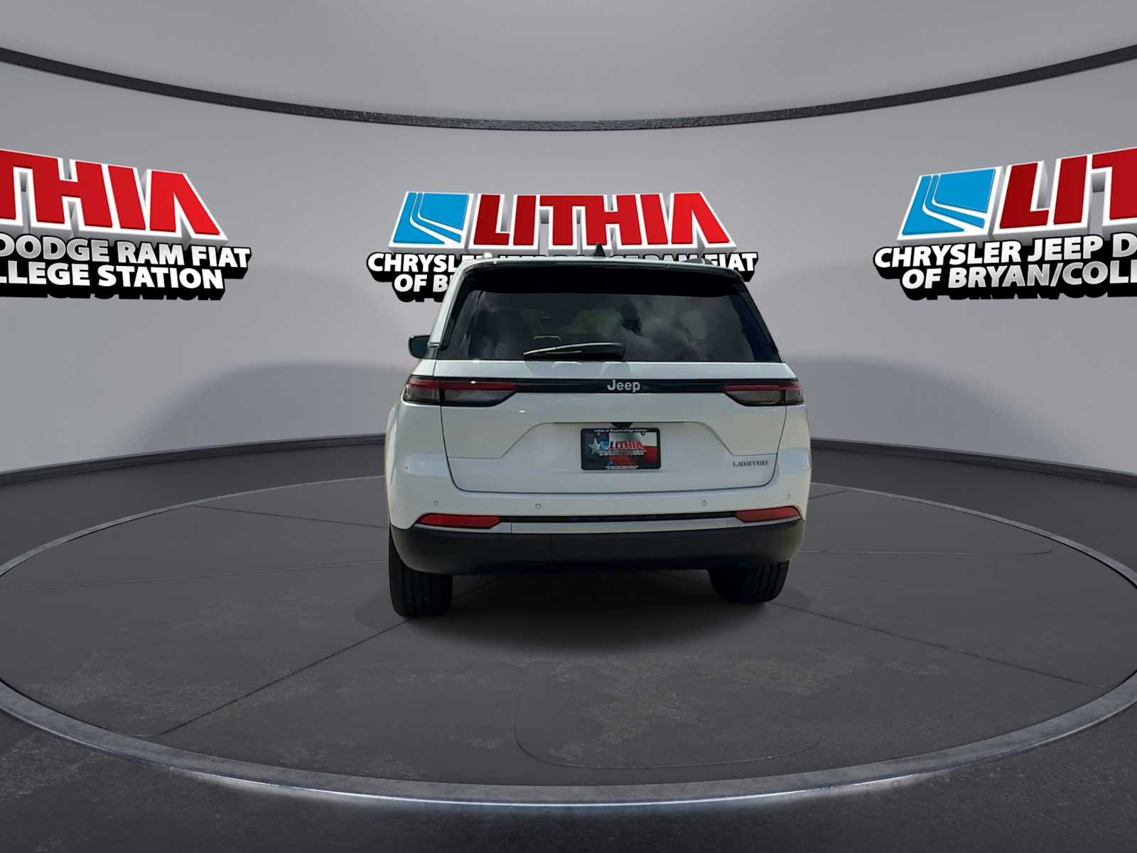 Thumbnail: 2026 Jeep Grand Cherokee - 7