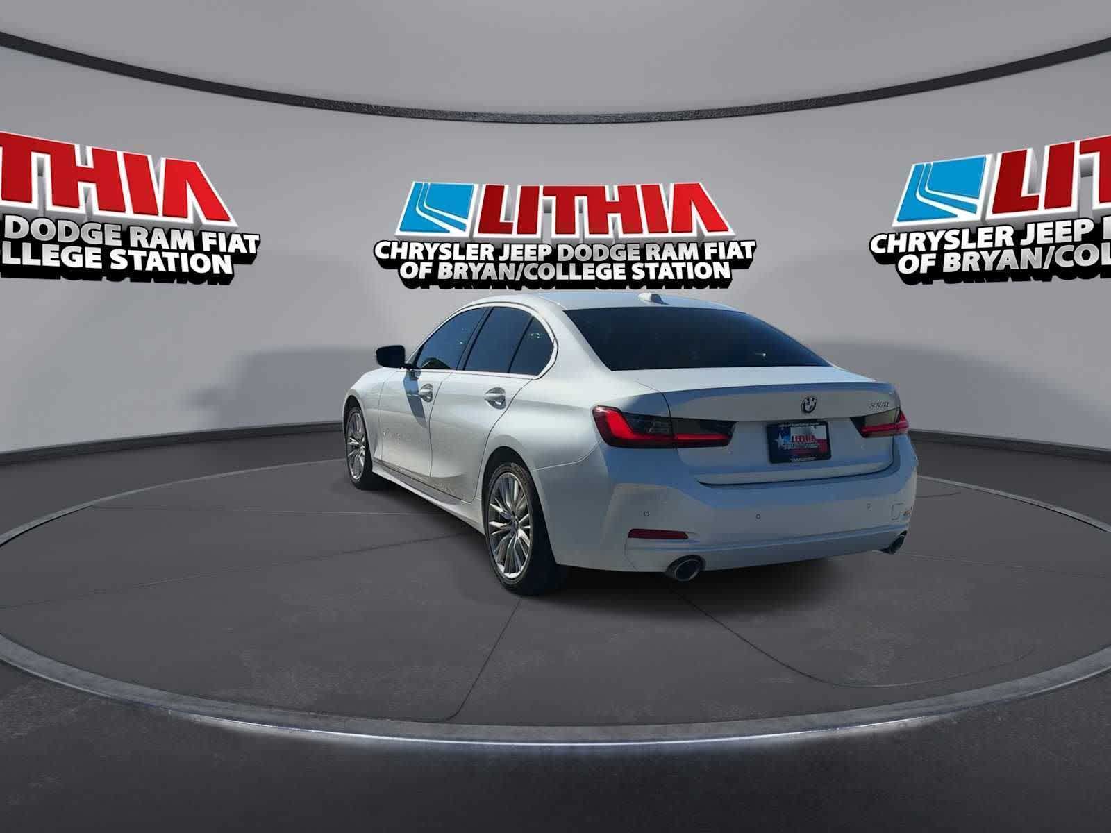 Thumbnail: 2024 BMW 3 Series - 6