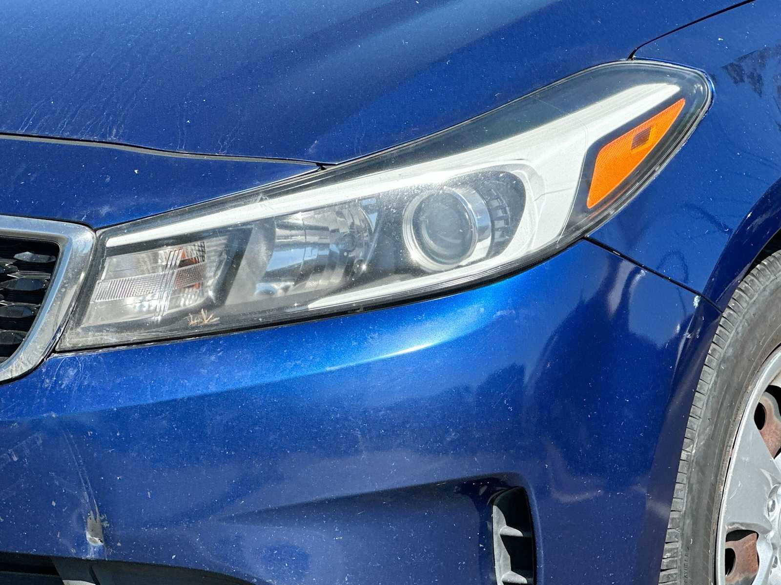 Thumbnail: 2018 Kia Forte - 16
