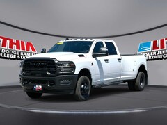 2026 Ram 3500 TRADESMAN CREW CAB 4X4 8' BOX Pickup Bryan, TX