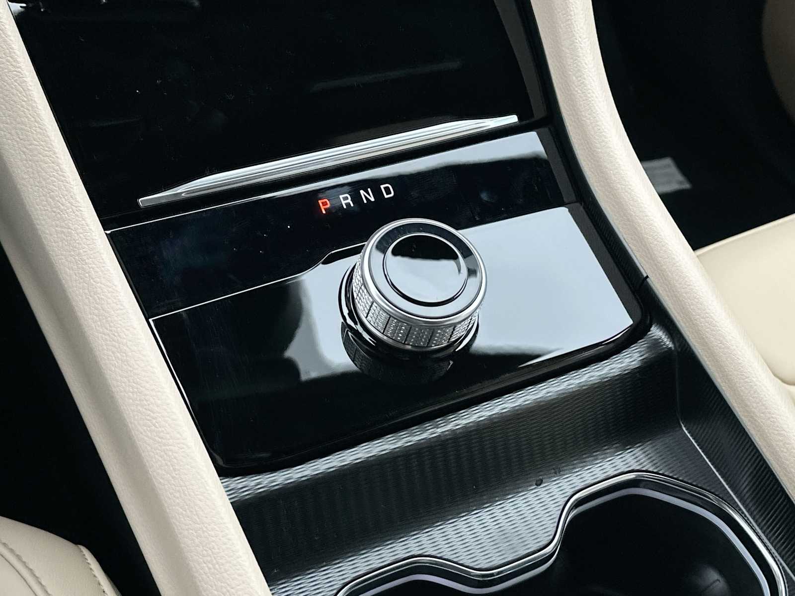 Thumbnail: 2025 Jeep Grand Cherokee - 21