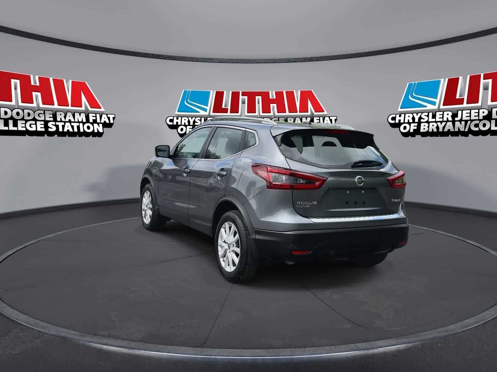 Thumbnail: 2022 Nissan Rogue Sport - 6