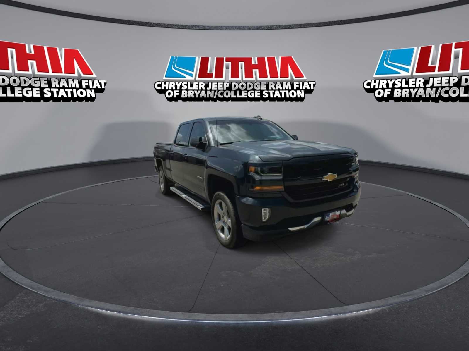 Thumbnail: 2018 Chevrolet Silverado 1500 - 5