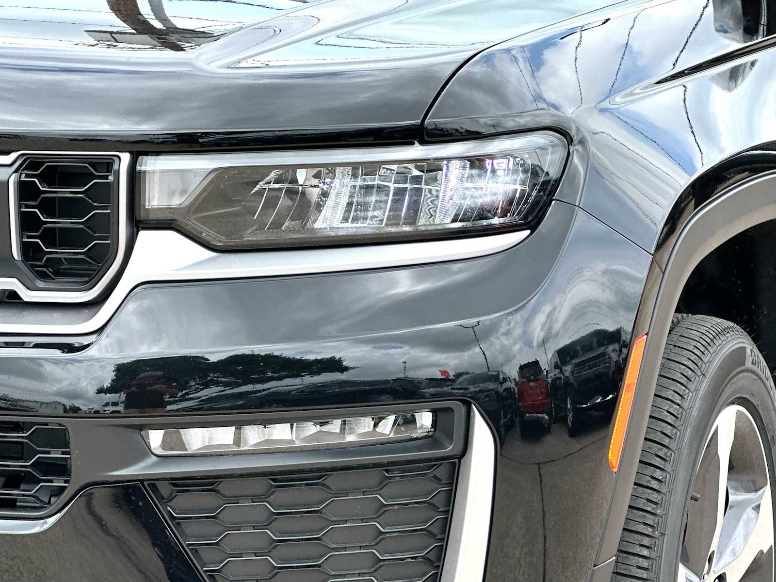 Thumbnail: 2026 Jeep Grand Cherokee - 16