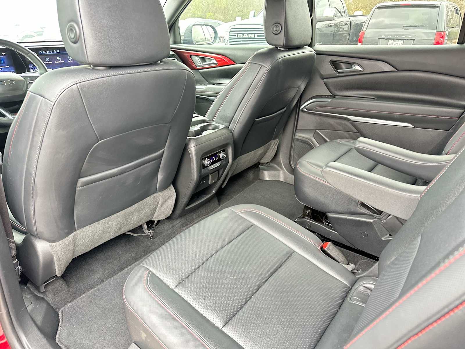 Thumbnail: 2024 Chevrolet Traverse - 24