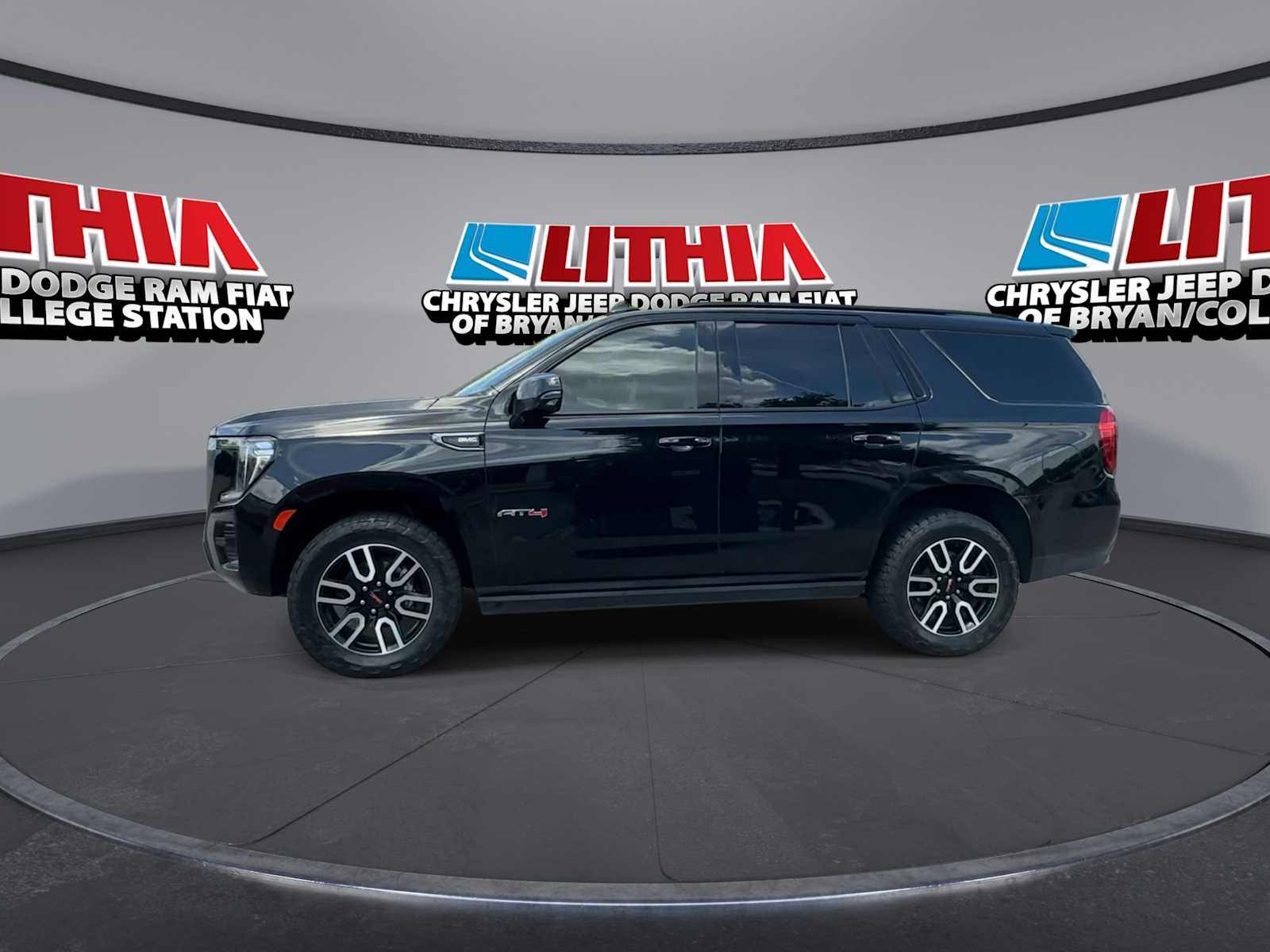 Thumbnail: 2023 GMC Yukon - 4