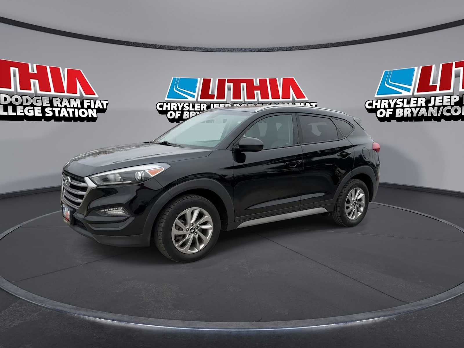 Thumbnail: 2018 Hyundai Tucson - 4