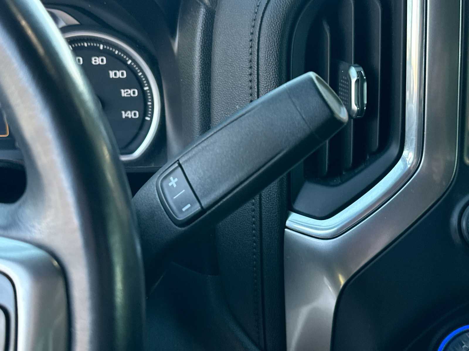 Thumbnail: 2021 Chevrolet Silverado 1500 - 21