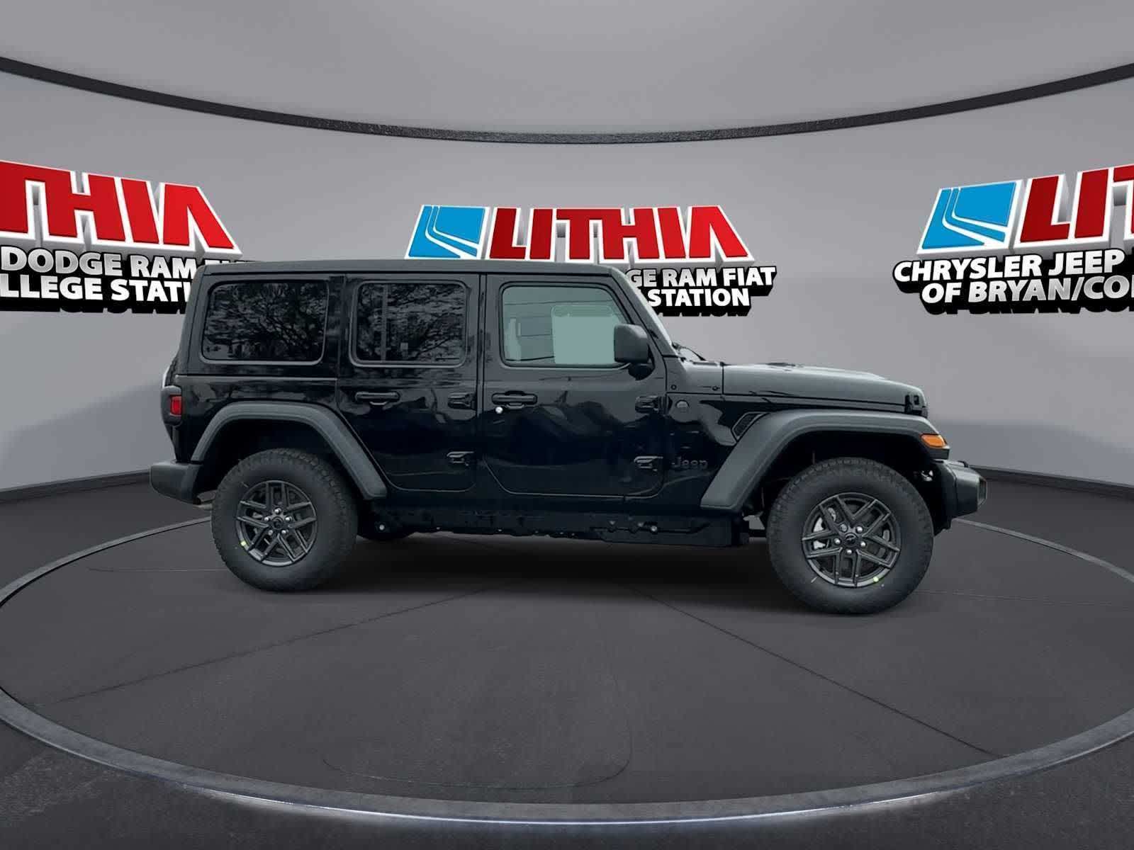 Thumbnail: 2026 Jeep Wrangler - 9