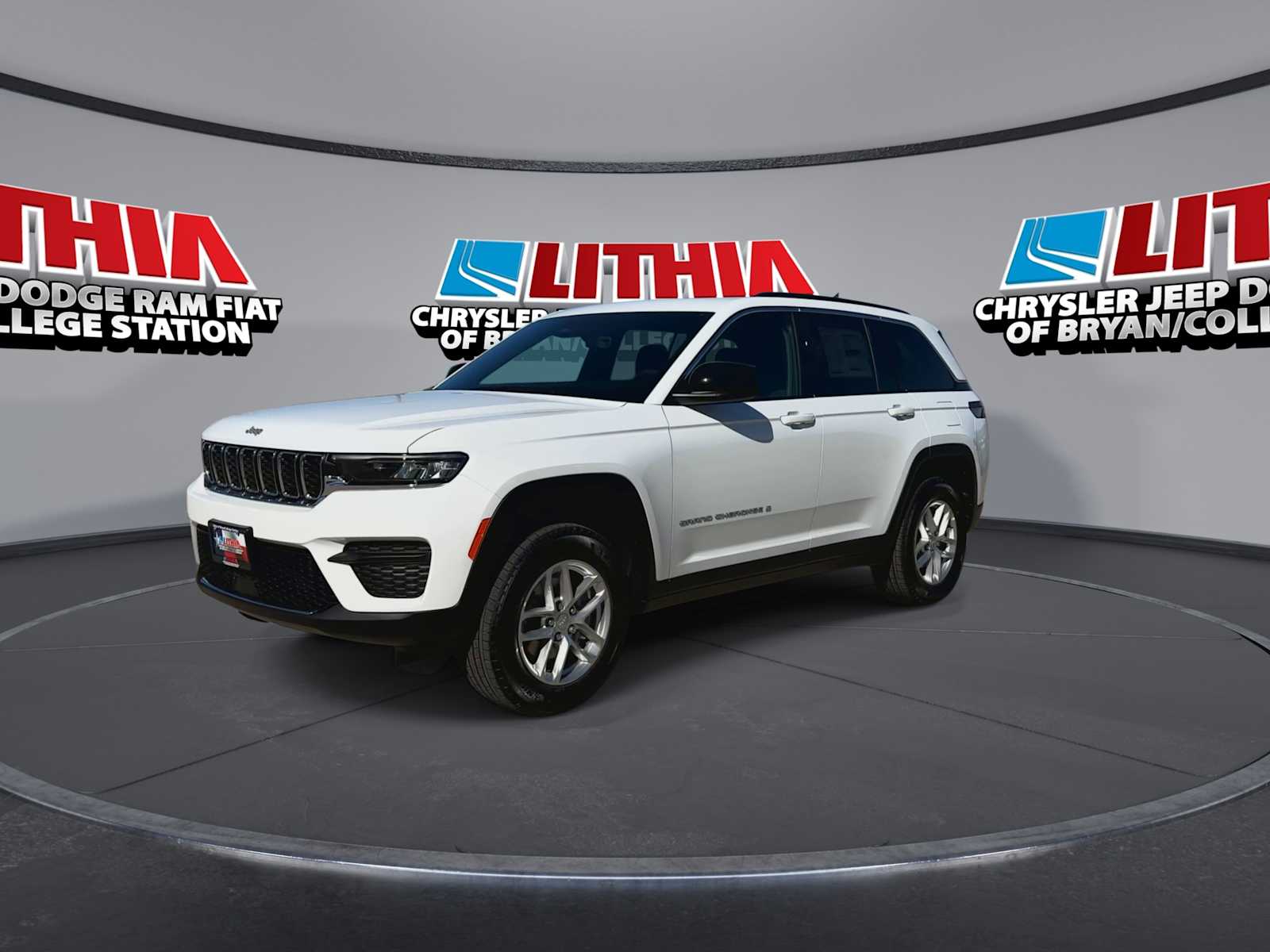 Thumbnail: 2025 Jeep Grand Cherokee - 4