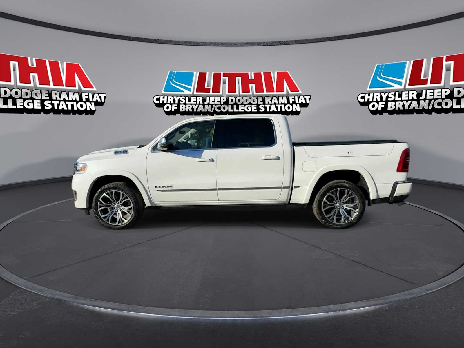 Thumbnail: 2026 RAM 1500 - 5