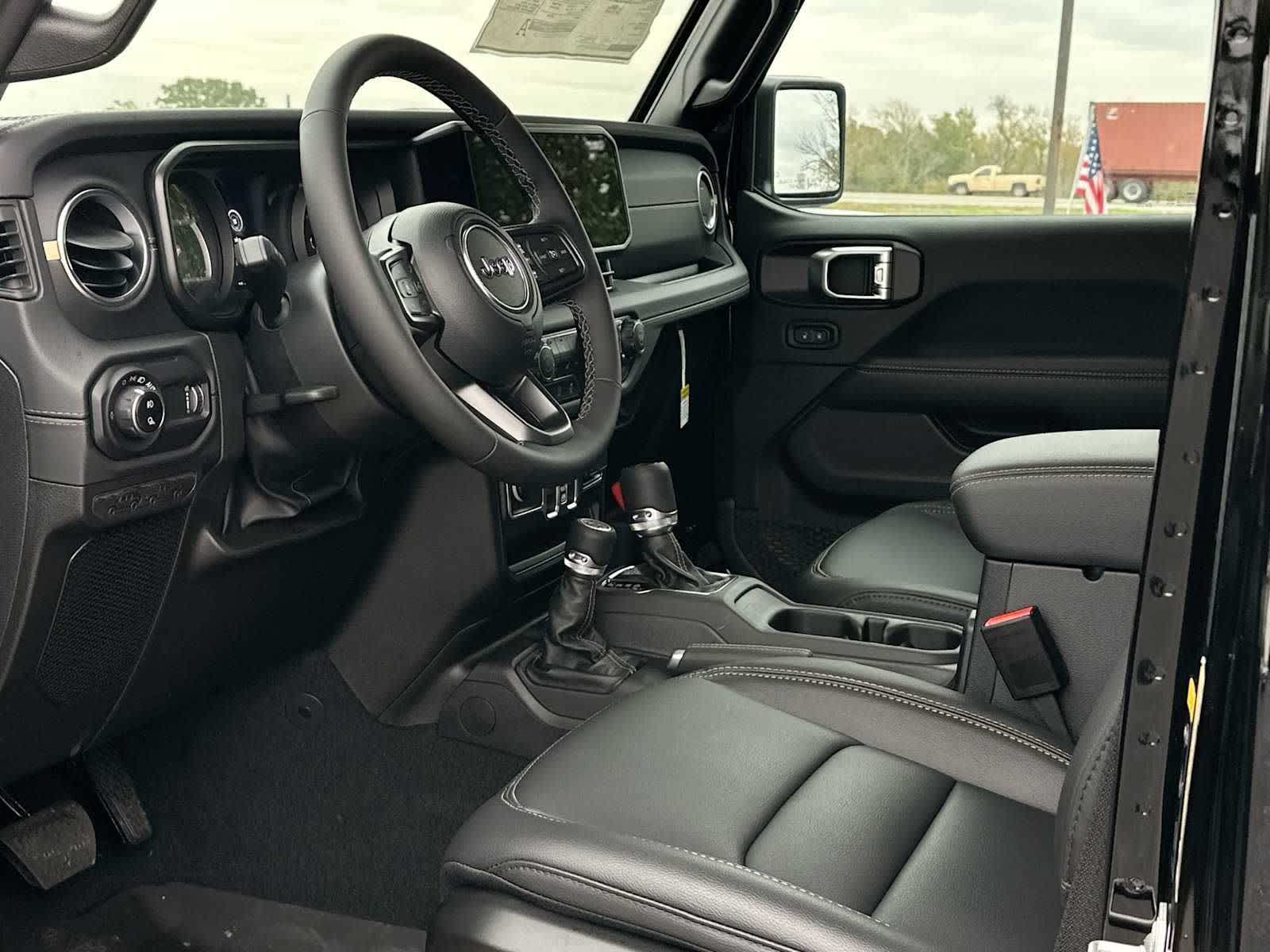 Thumbnail: 2026 Jeep Gladiator - 18